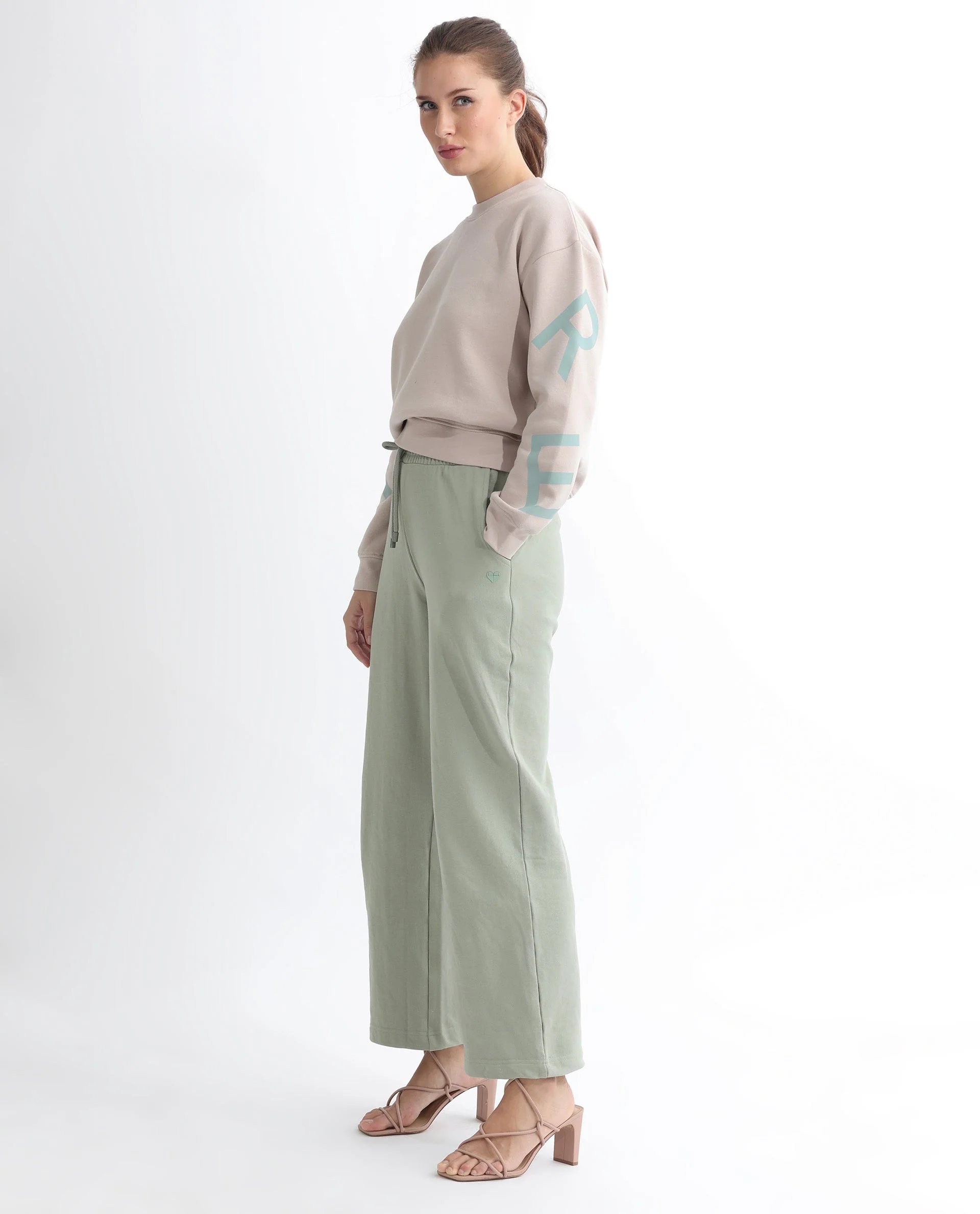 Rareism Women's Pazoo T Dusky Green Cotton Blend Plain Ankle Length Flared Track Pant - Image 12