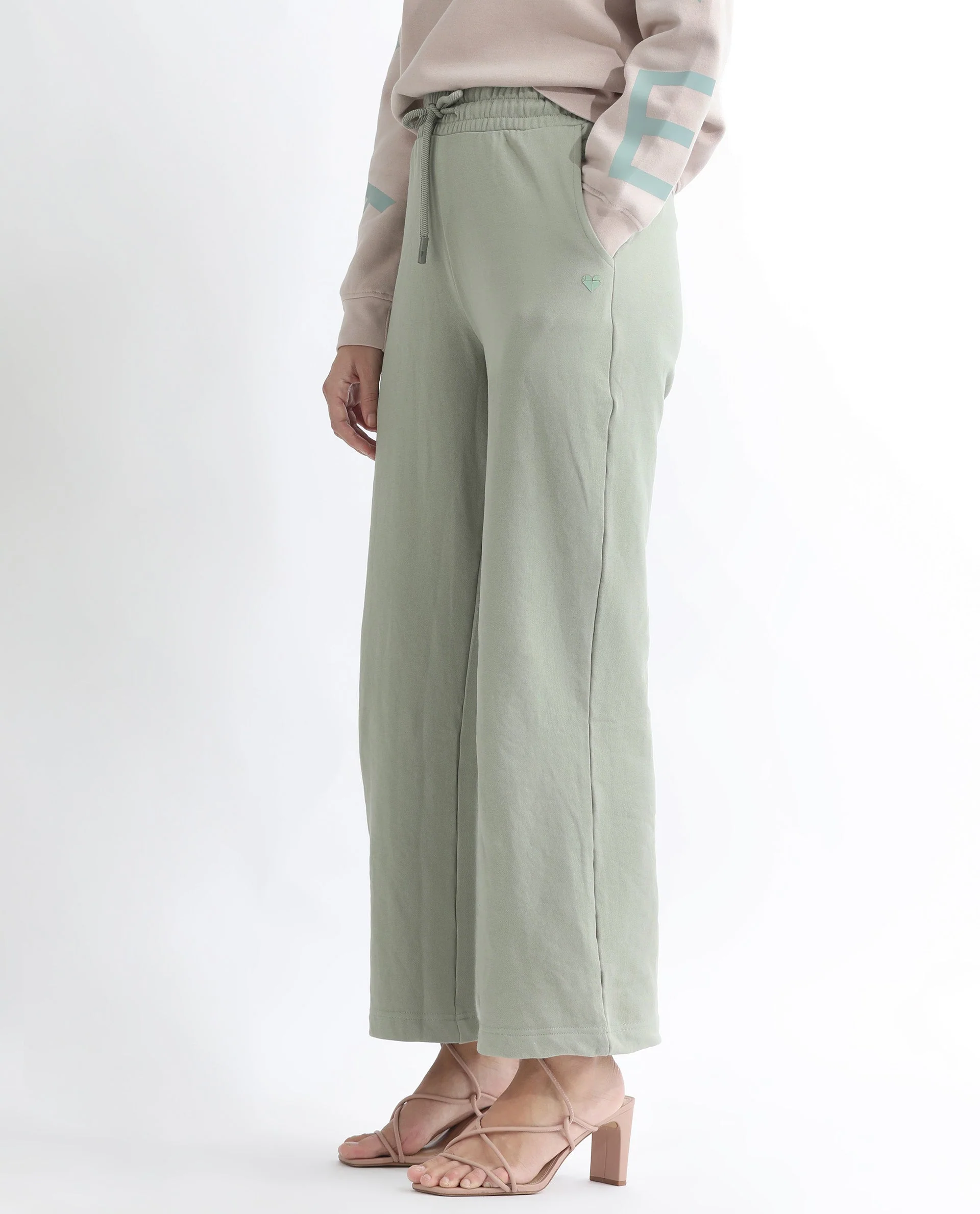 Rareism Women's Pazoo T Dusky Green Cotton Blend Plain Ankle Length Flared Track Pant - Image 13