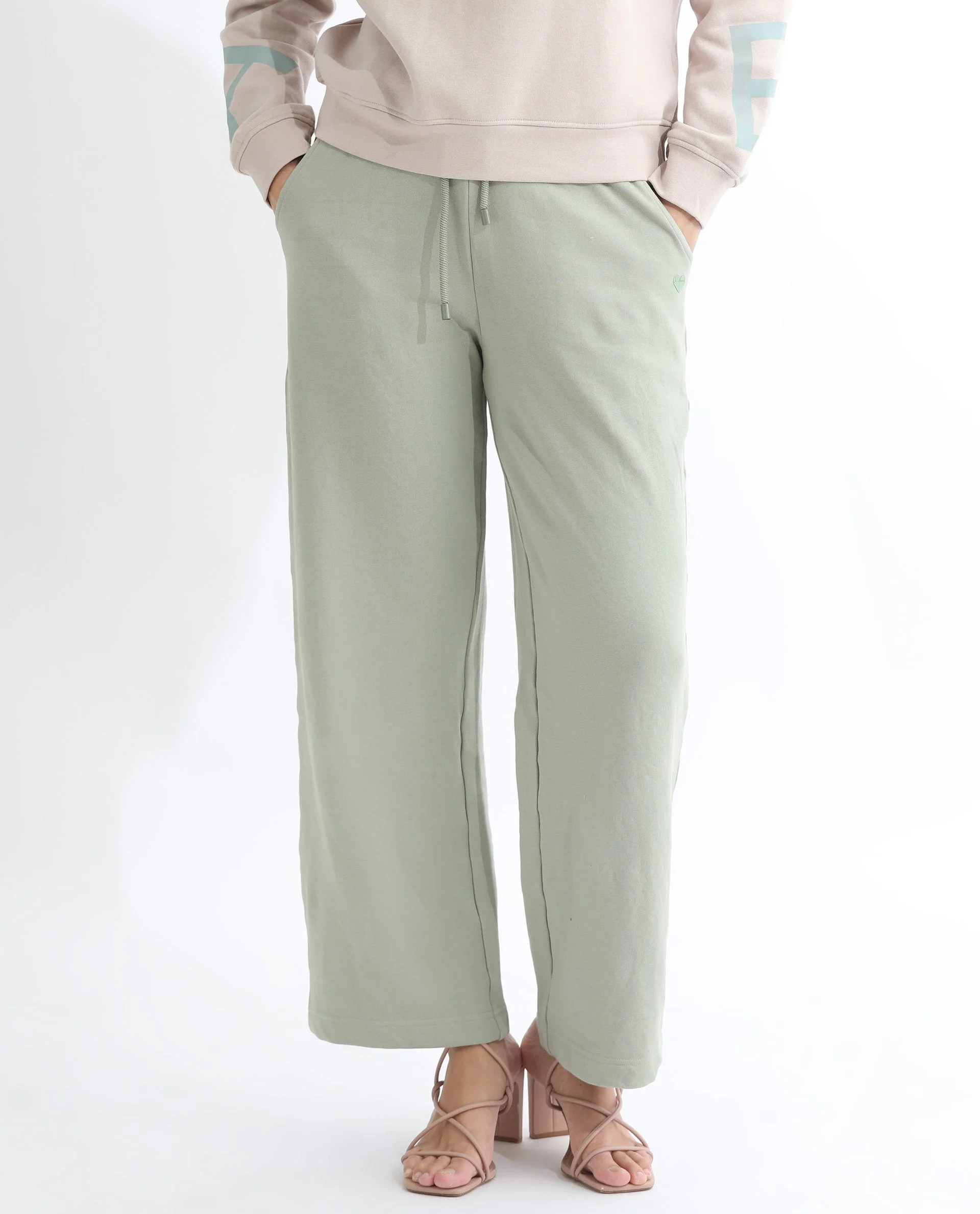 Rareism Women's Pazoo T Dusky Green Cotton Blend Plain Ankle Length Flared Track Pant - Image 5