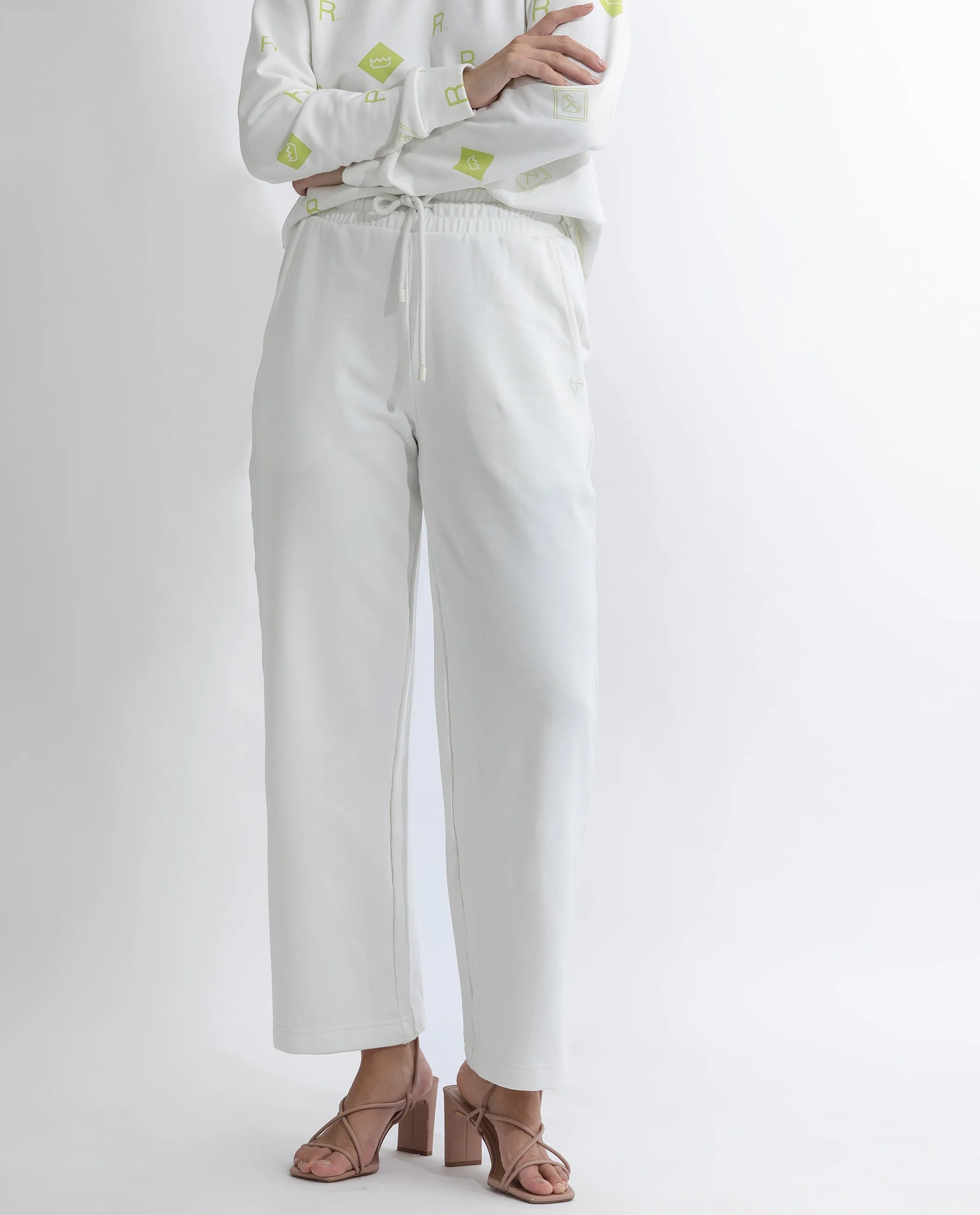 Rareism Women's Pazoo T Off White Cotton Blend Plain Ankle Length Flared Track Pant - Image 4
