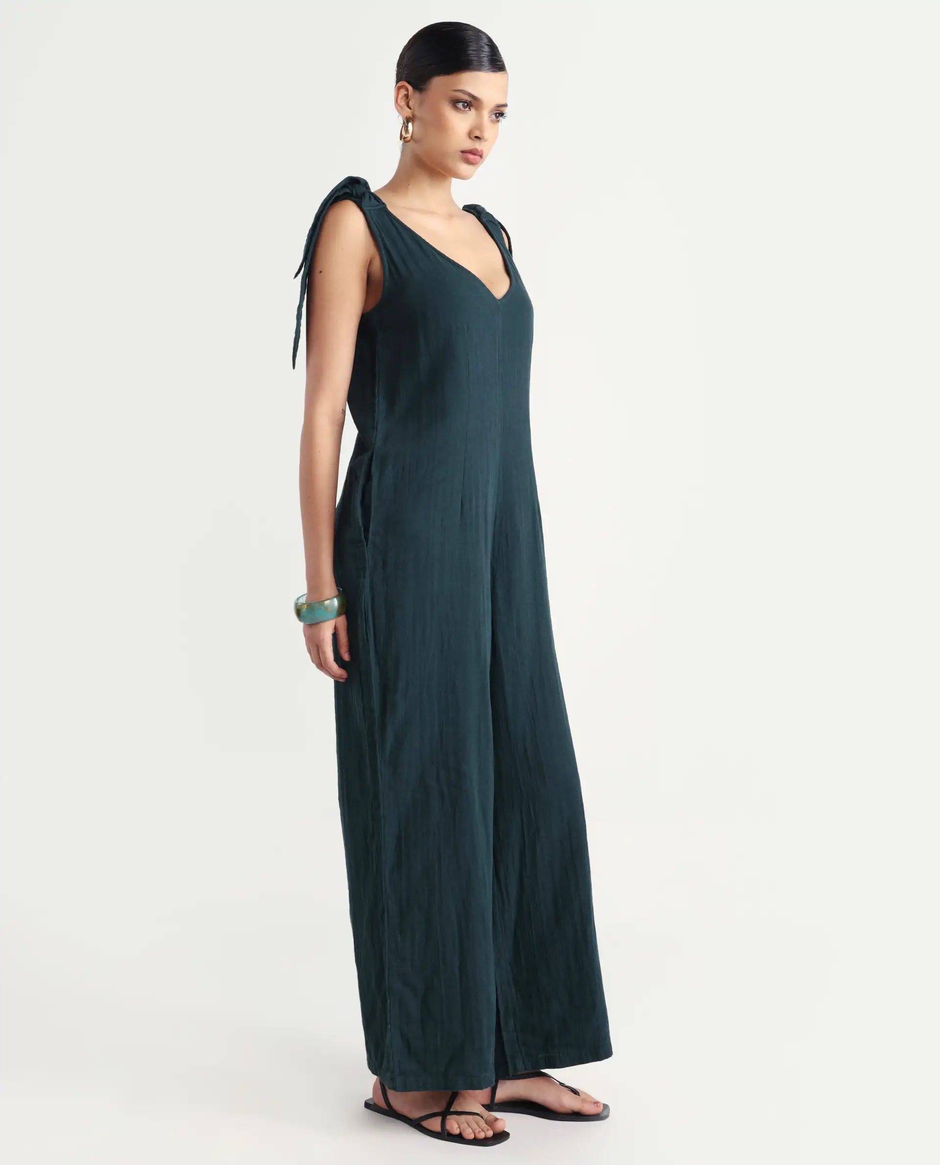 Rareism Women's Peanut Green Cotton V-Neck Plain Sleeveless Knee Length Tailored Jumpsuit - Image 5