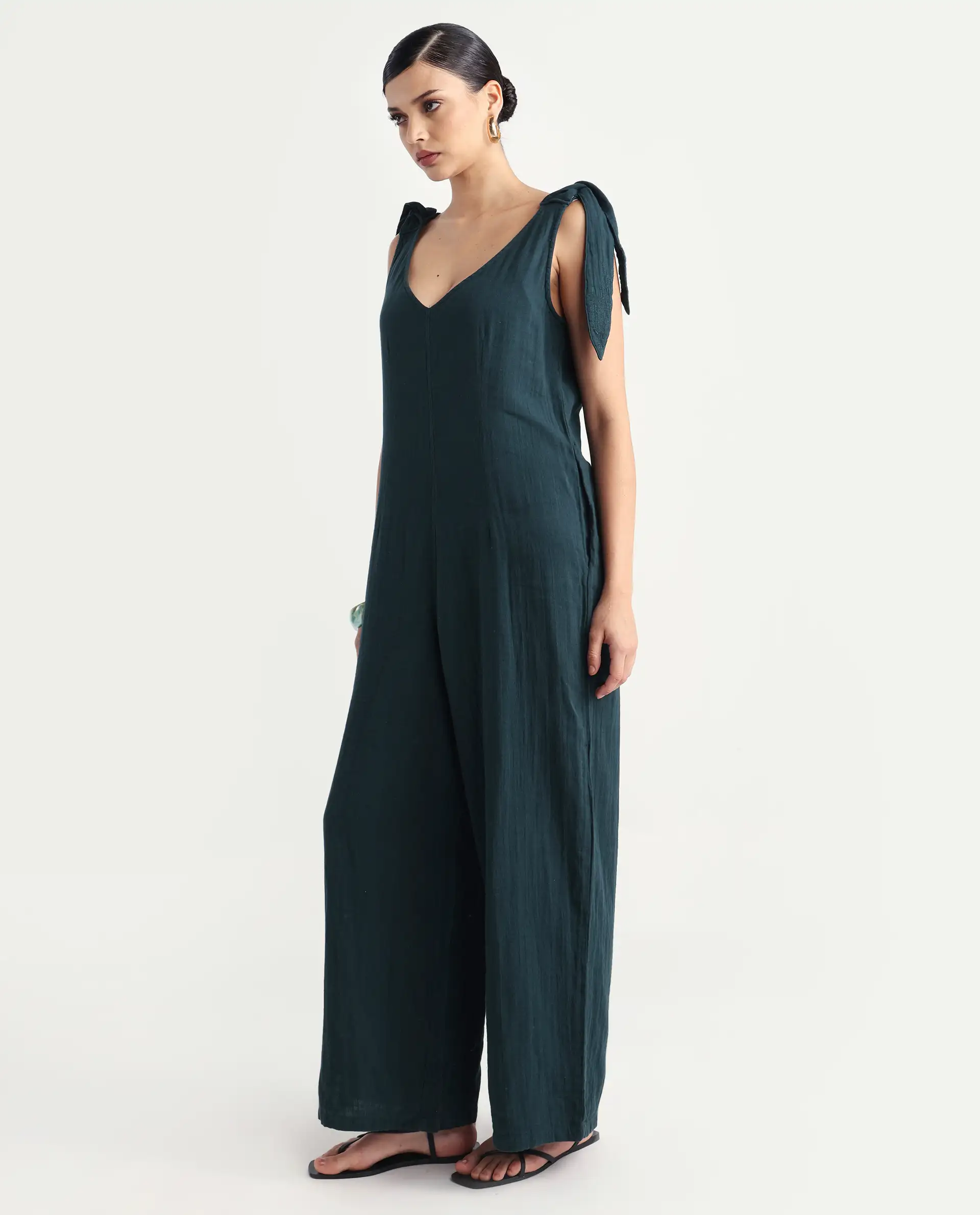 Rareism Women's Peanut Green Cotton V-Neck Plain Sleeveless Knee Length Tailored Jumpsuit - Image 6