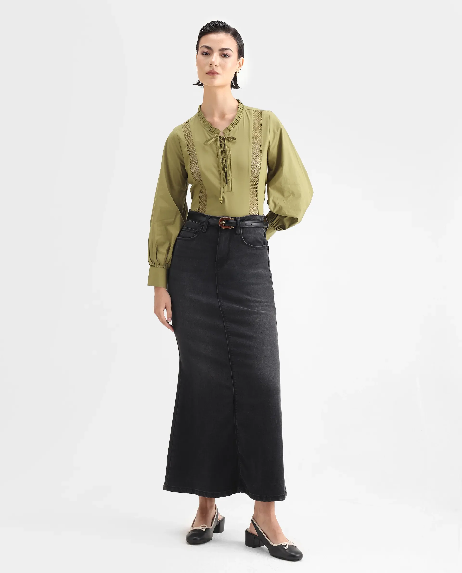 Rareism Women's Penla Light Green Cotton V-Neck Plain Cuffed Sleeve Regular Fit Top - Image 2