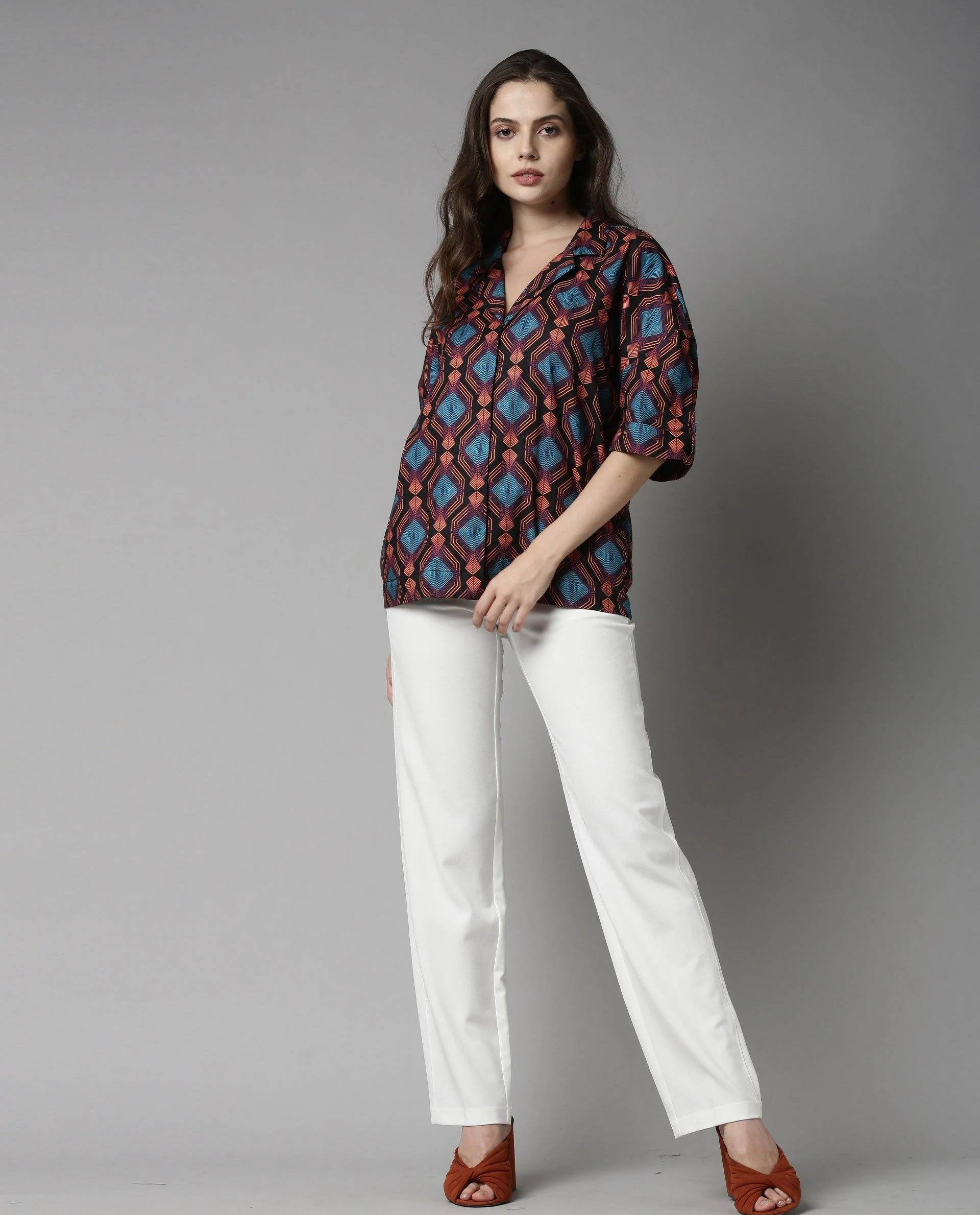 Rareism Women Peppy Black Top Full Sleeves Printed - Image 2