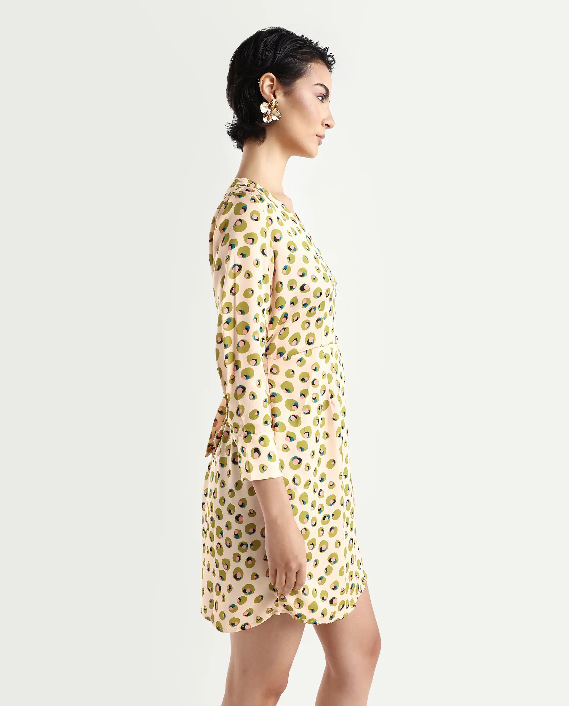 Rareism Women's Perk Peach Collarless Abstract Print Knee Length Regular Fit Dress - Image 6