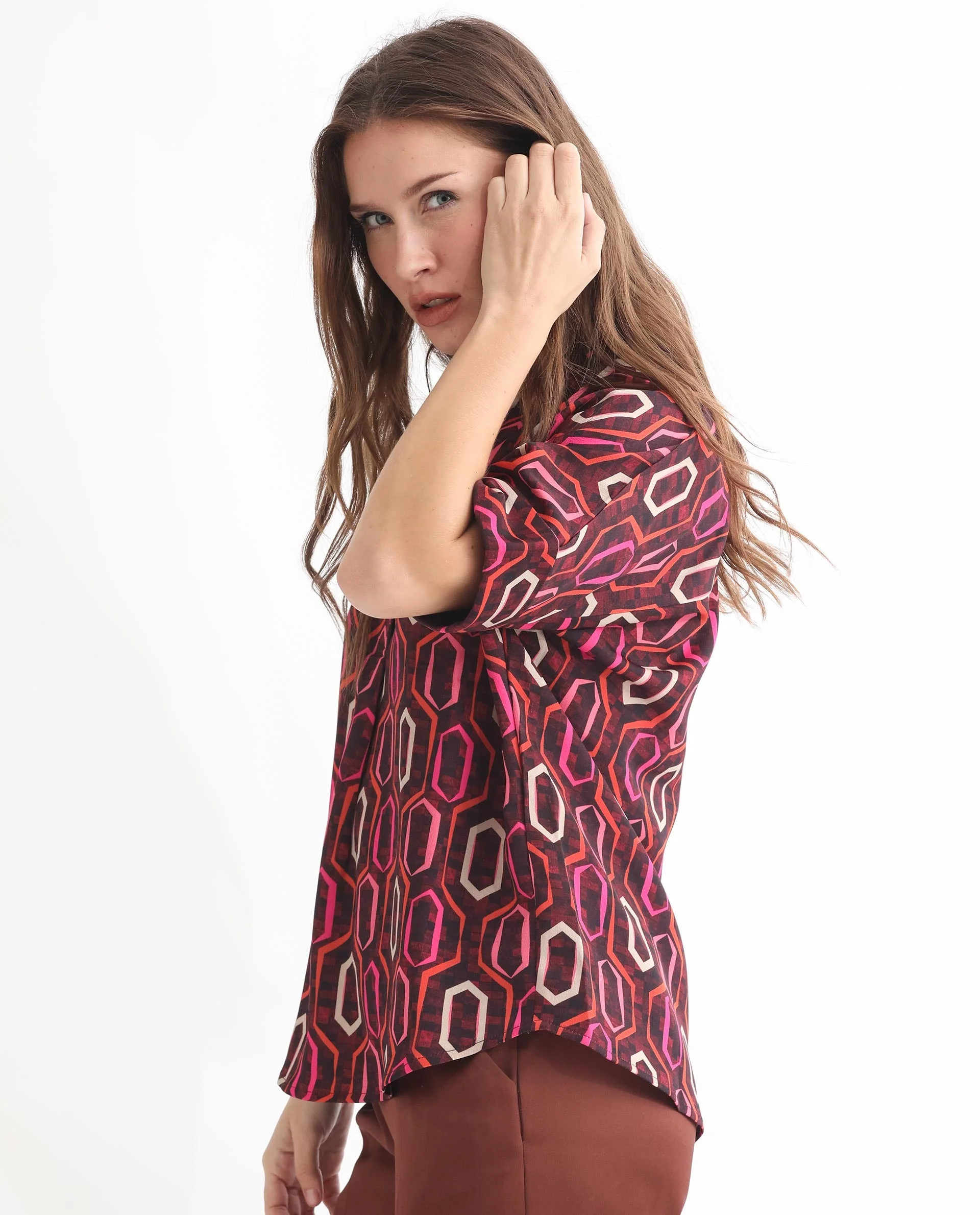 Rareism Women's Peru Brown Polyester Drop Collar Geometric Print Cuffed Sleeve Relaxed Fit Top - Image 13