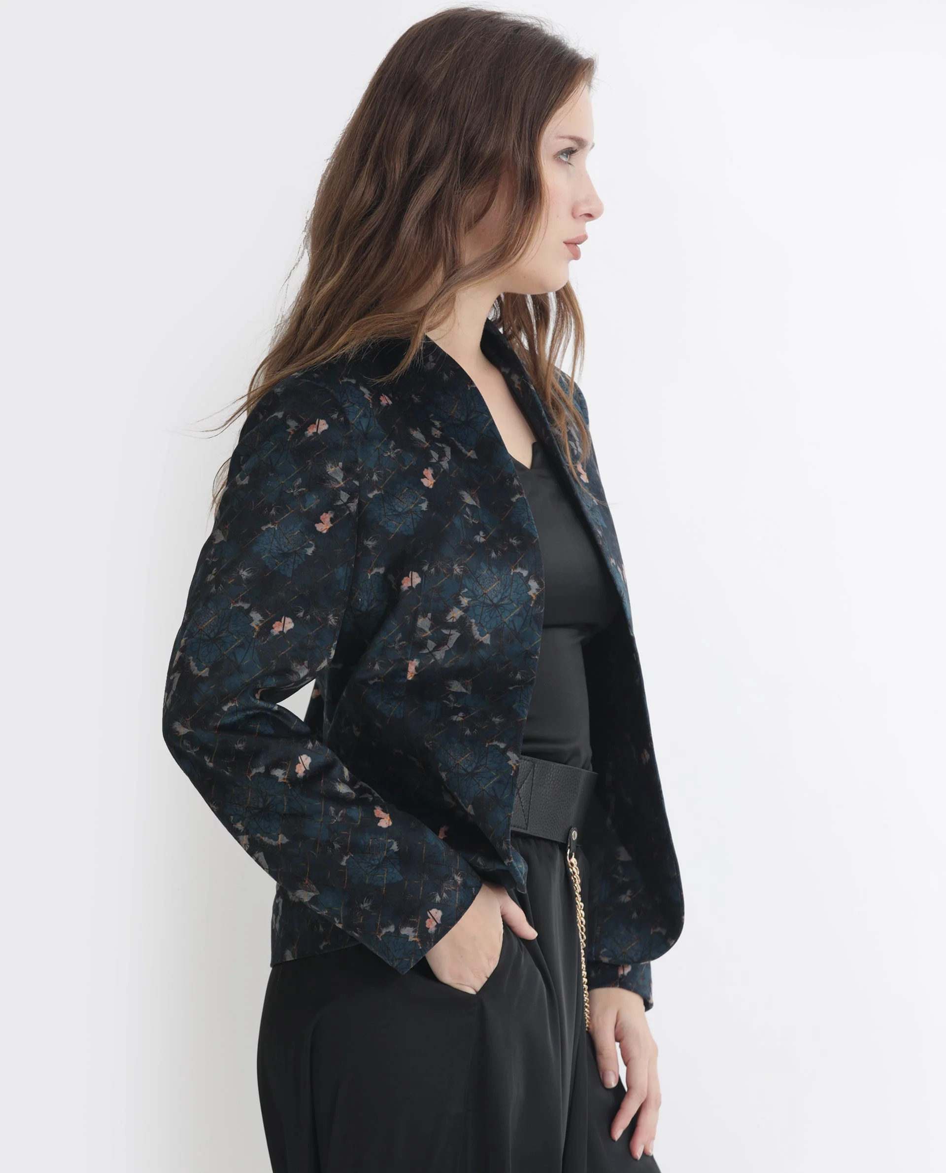Rareism Women's Pesko Navy Velvet Collarless Paisley Print Regular Fit Shrug - Image 5