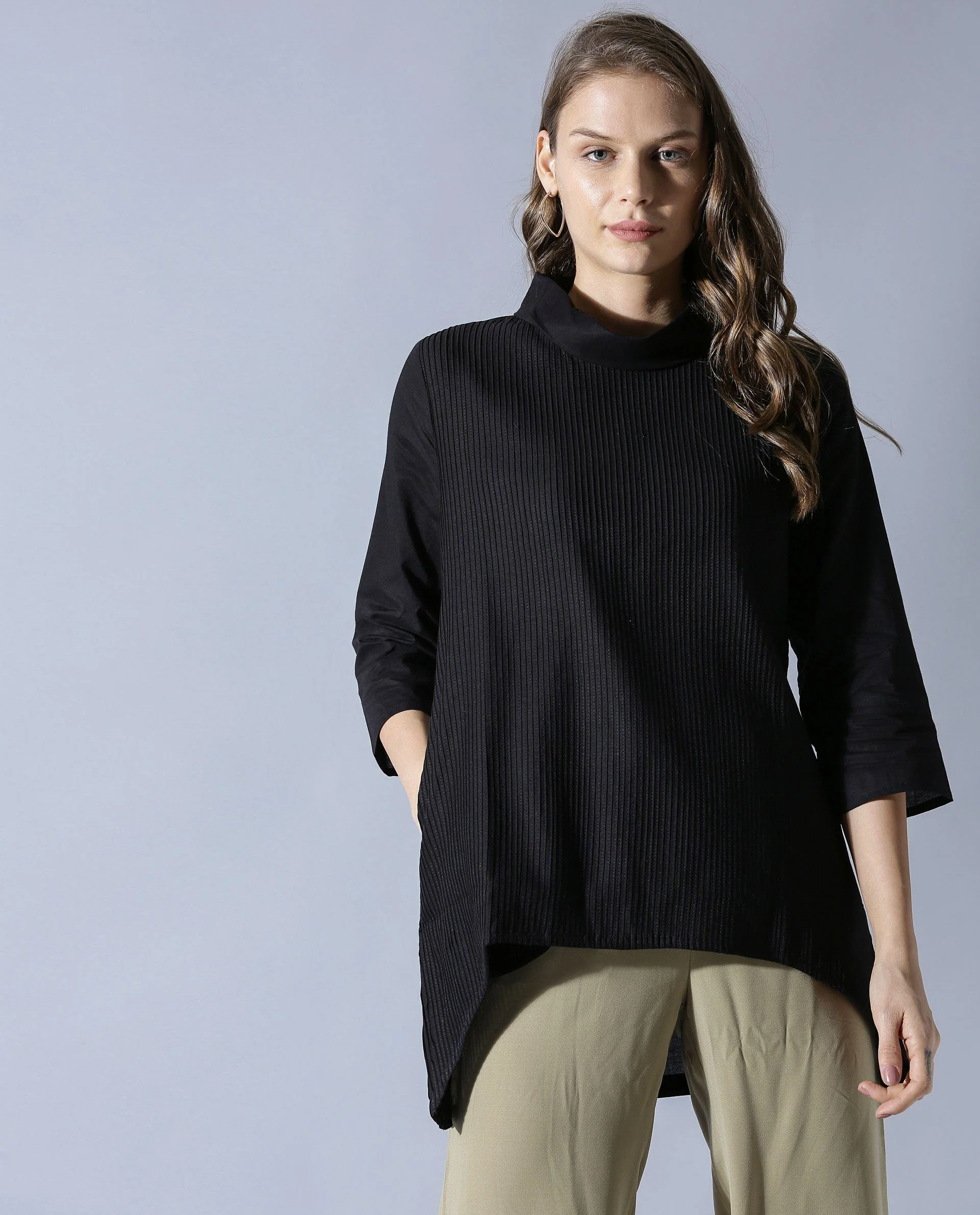 Rareism Women Pins-1 Black Top Short Sleeves - Image 3
