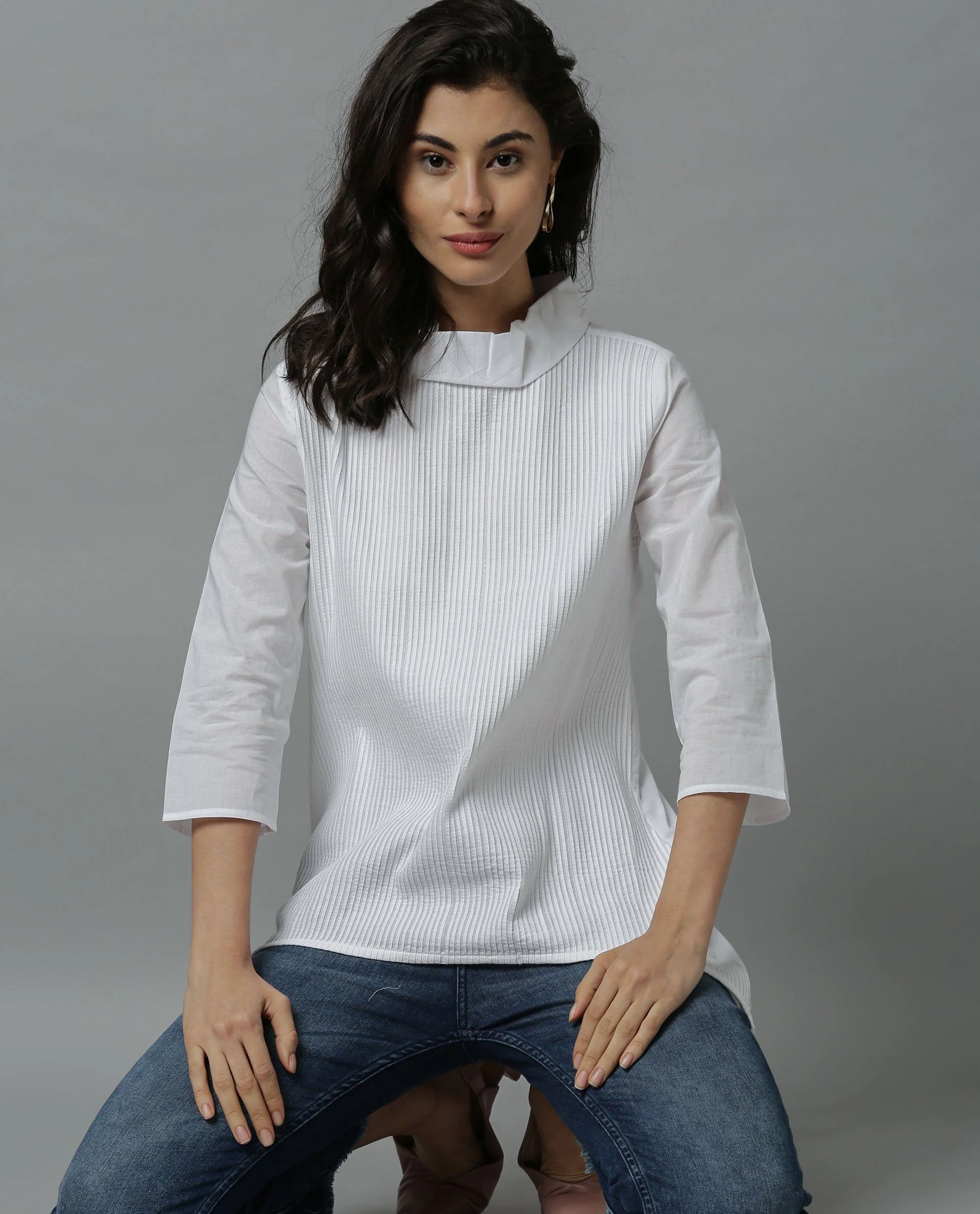 Rareism Women Pins-1 White Top Short Sleeves - Image 5