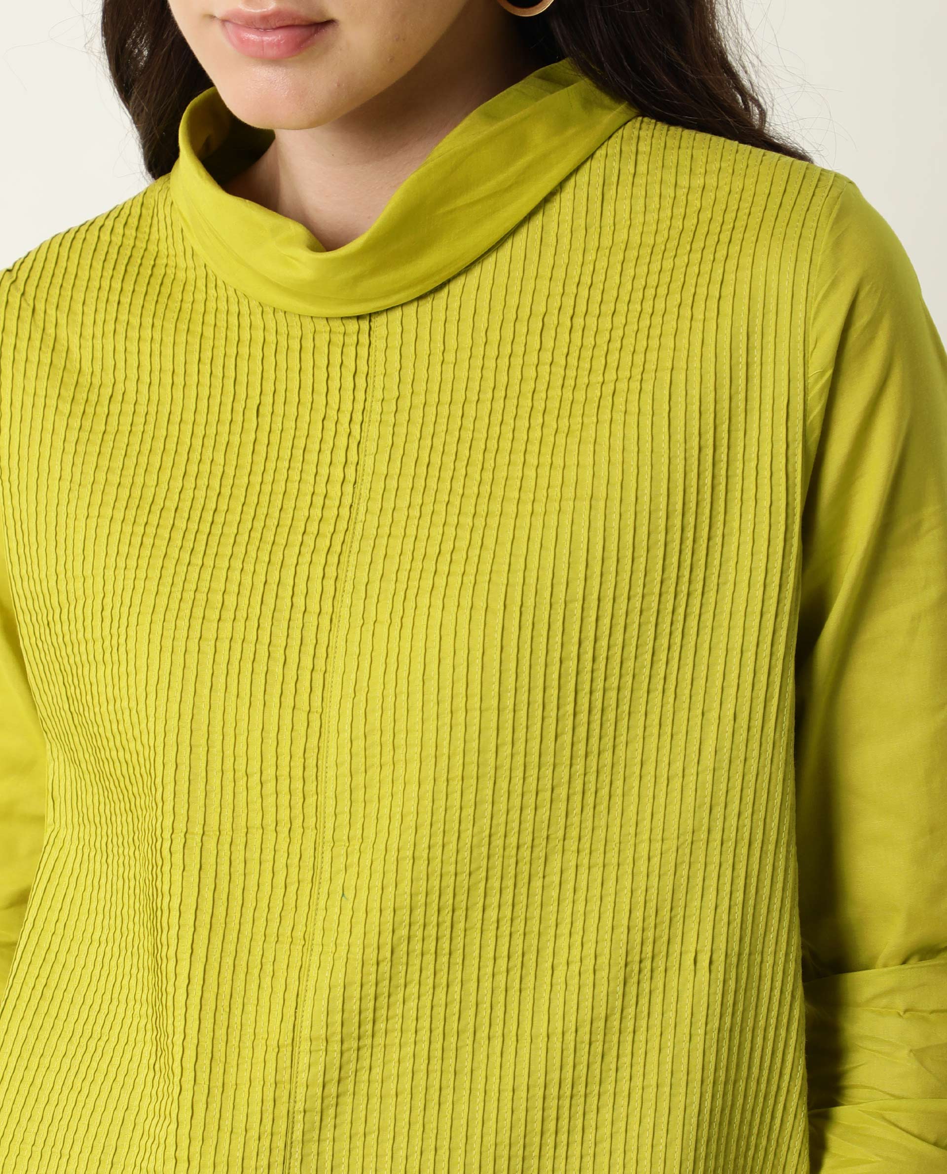 Rareism Women Pins1 Green Top Full Sleeves Solid - Image 3