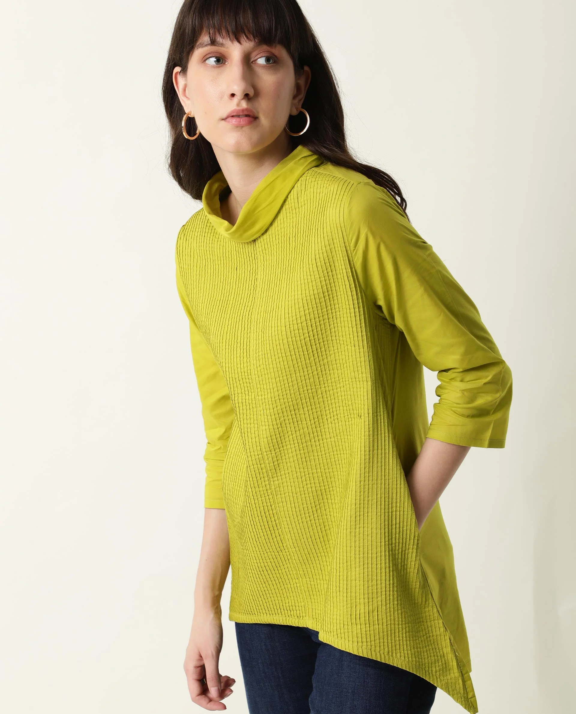 Rareism Women Pins1 Green Top Full Sleeves Solid - Image 5