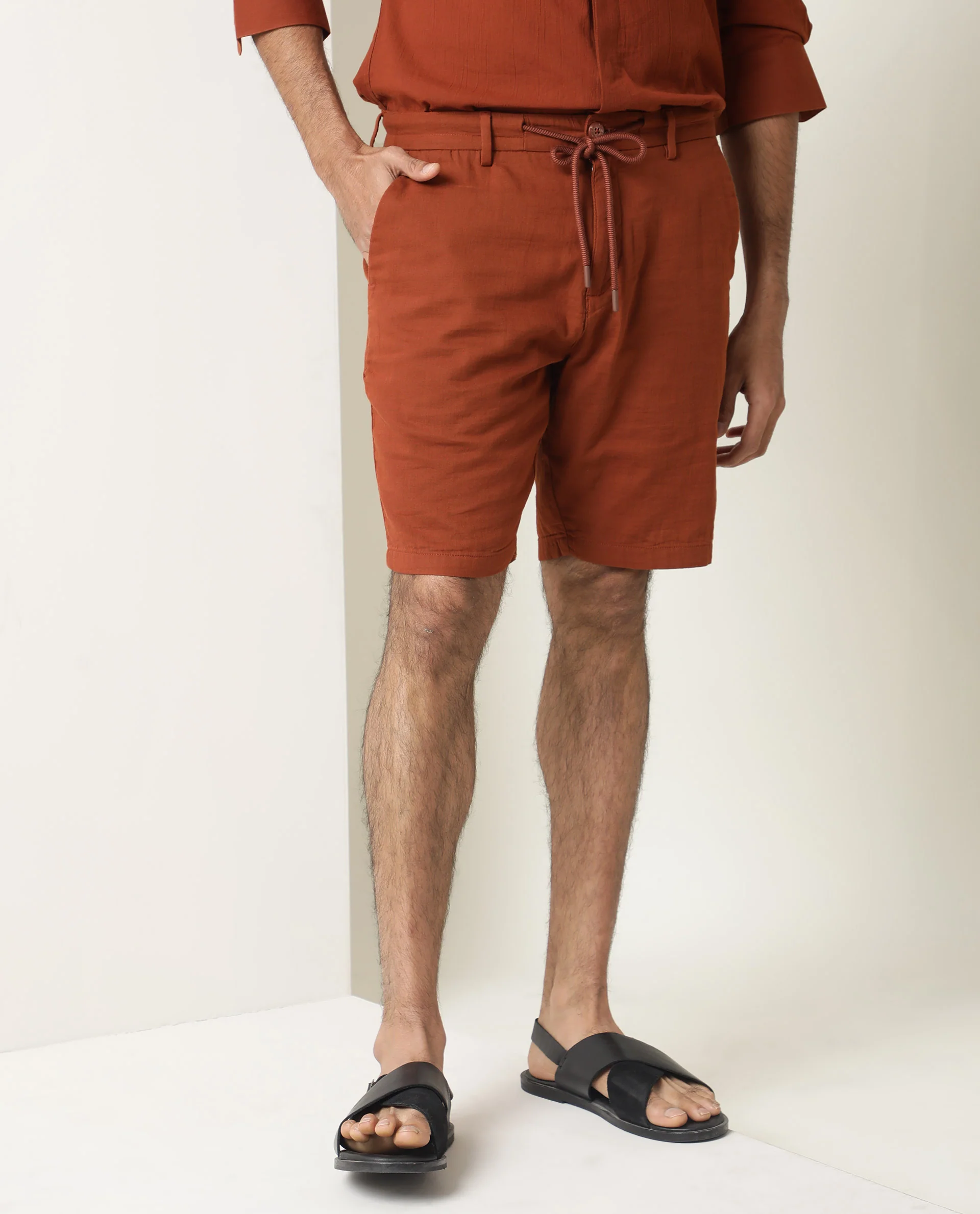 Rare Rabbit Men's Pinto Rust Regular Fit Shorts - Image 5