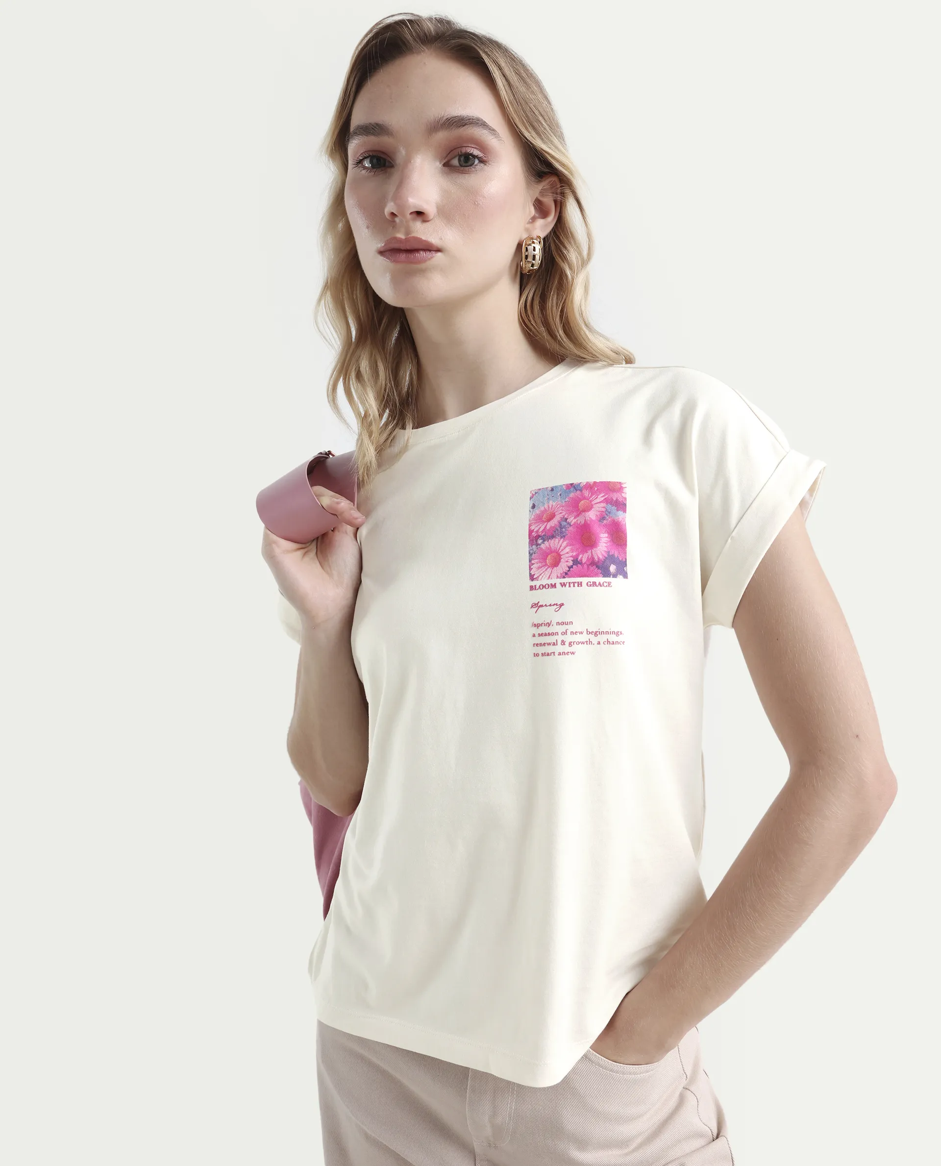 Rareism Women's Poctri Off White Cotton Blend Crew Neck Graphic Print Extended Sleeves Regular Fit T-Shirt - Image 4