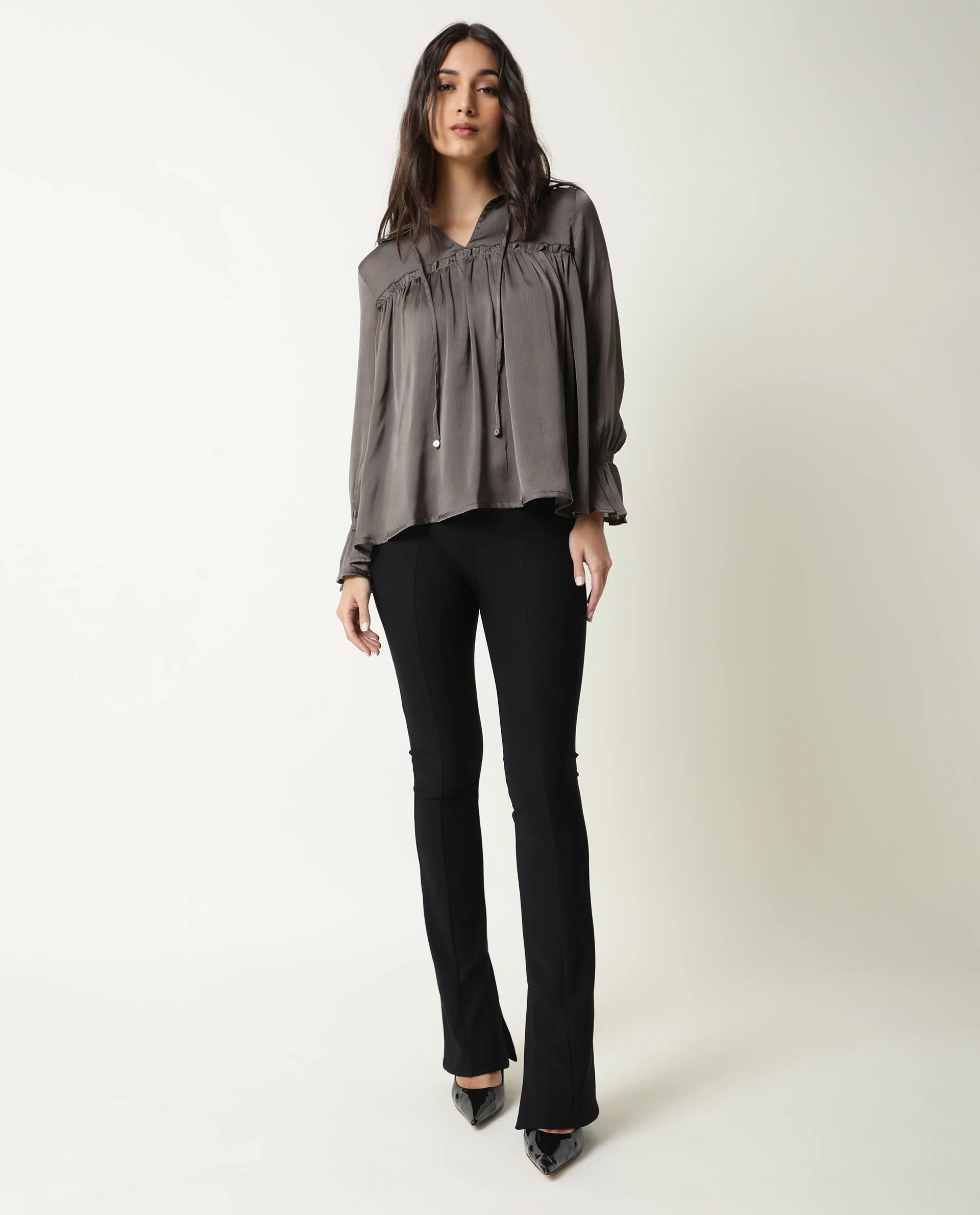 Rareism Women's Poetess Grey Tie-Up Neck Plain Knee Length Tailored Top - Image 2