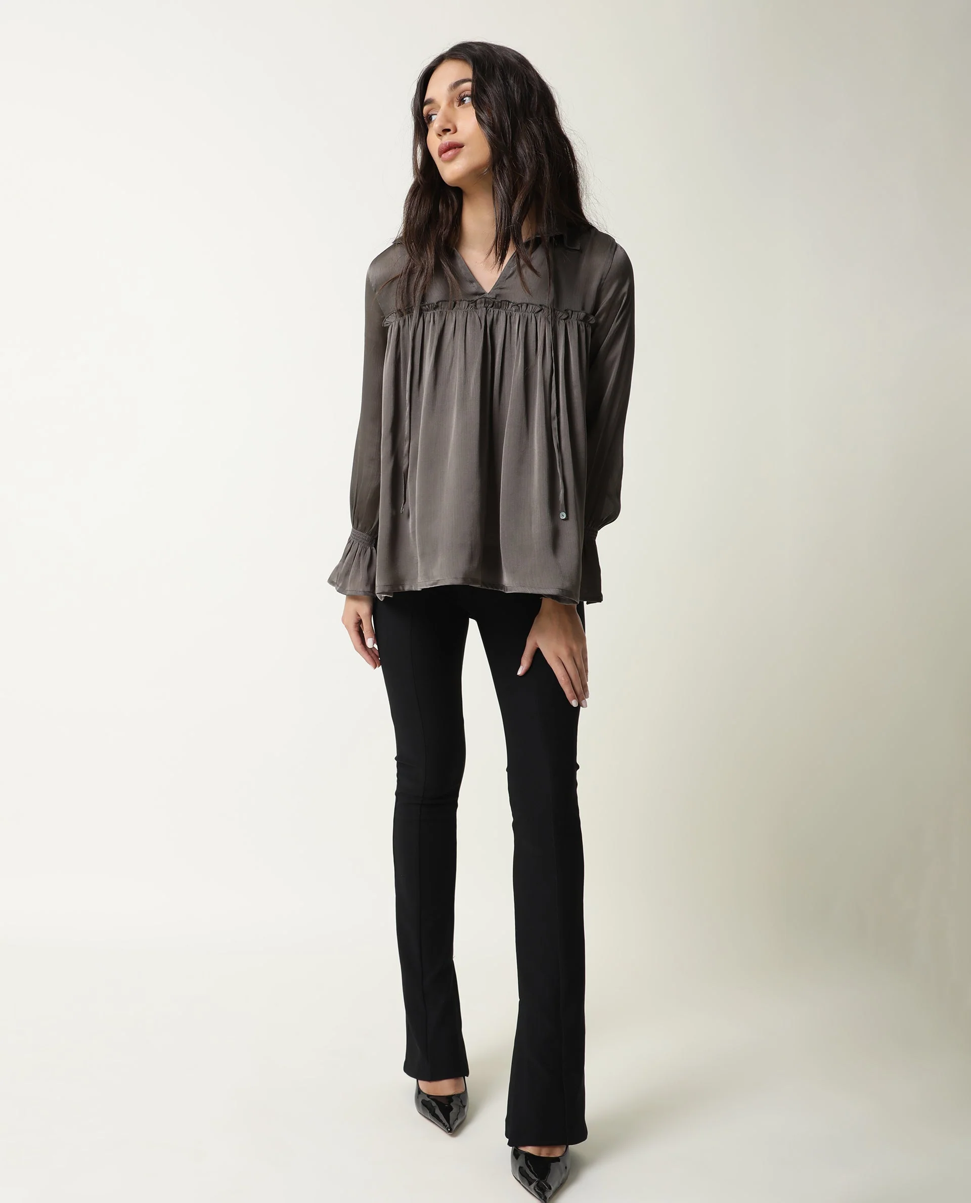Rareism Women's Poetess Grey Tie-Up Neck Plain Knee Length Tailored Top - Image 3