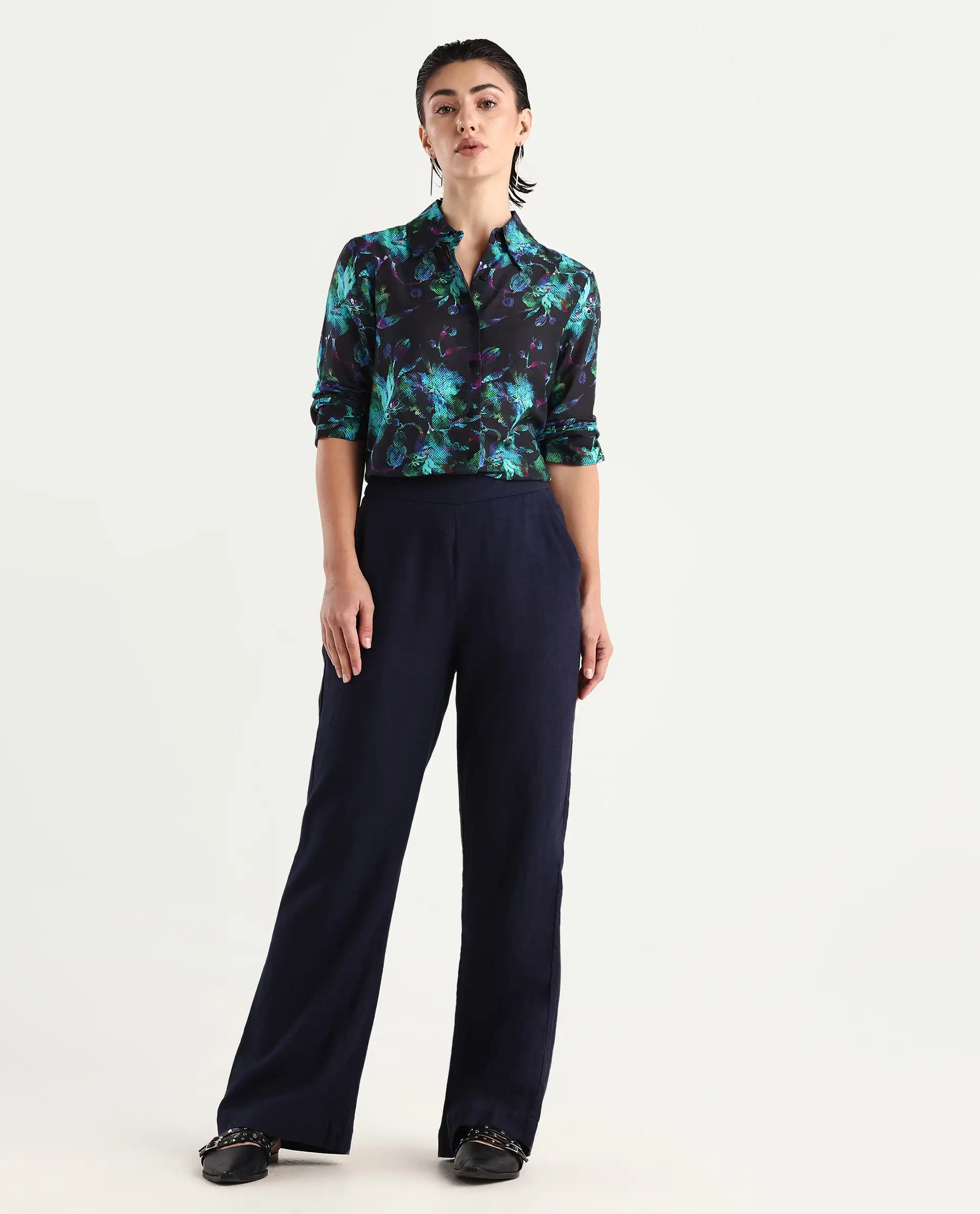 Rareism Women's Pointy Multi Cotton Spread Collar Floral Print Regular Fit Top - Image 2