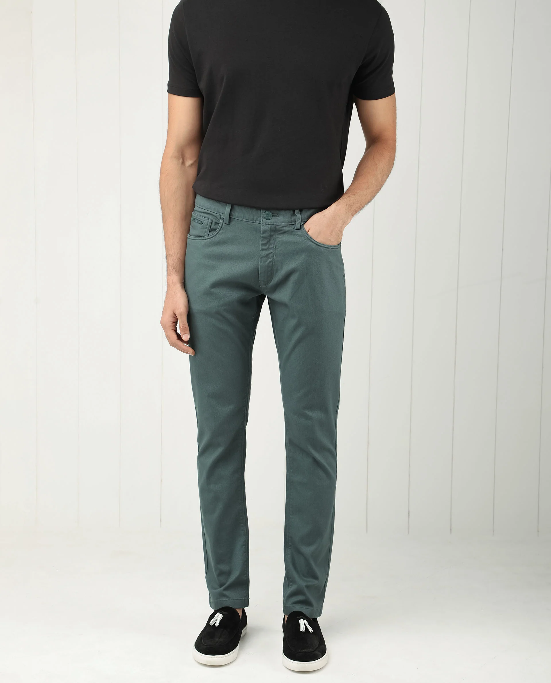 Rare Rabbit Men's Poke Dusky Green Cotton Plain Regular Fit Trouser