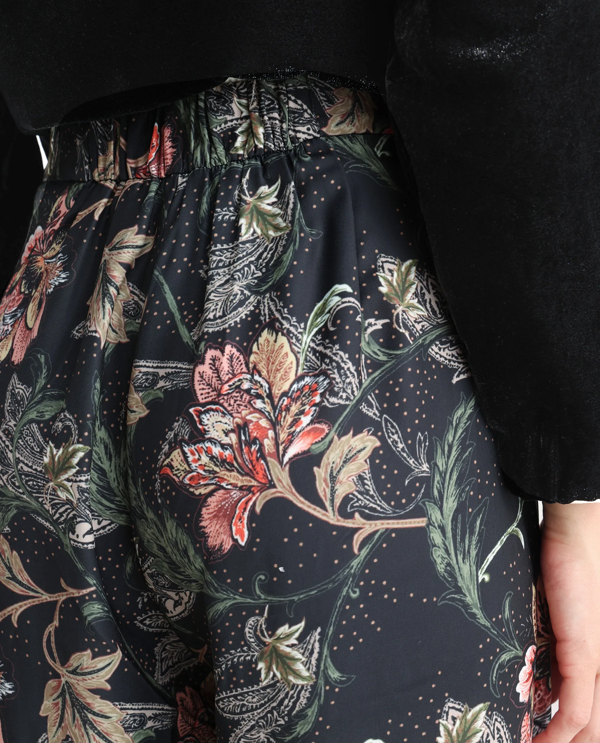 Rareism Women's Posria Multi Polyester Tropical Print Ankle Length Flared Trouser - Image 4
