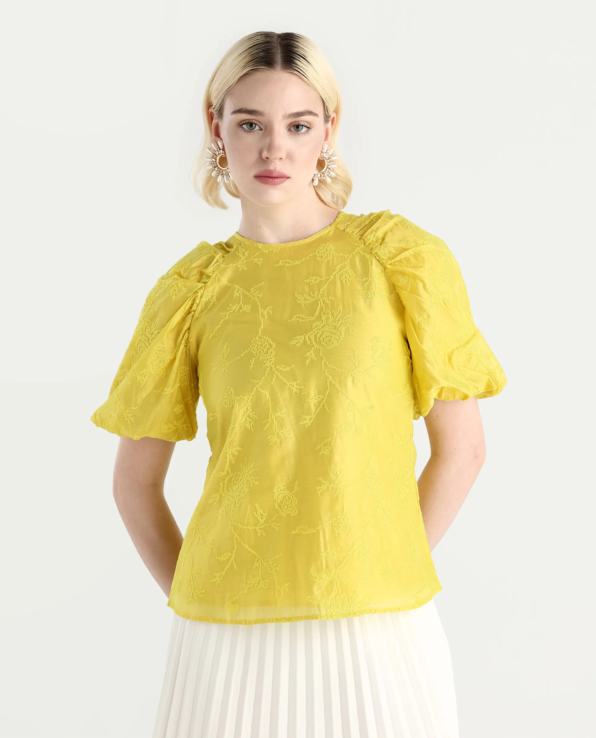 Rareism Women's Prebo Green Viscose Blend Mandarin Collar Plain Balloon Sleeve Regular Fit Top - Image 3