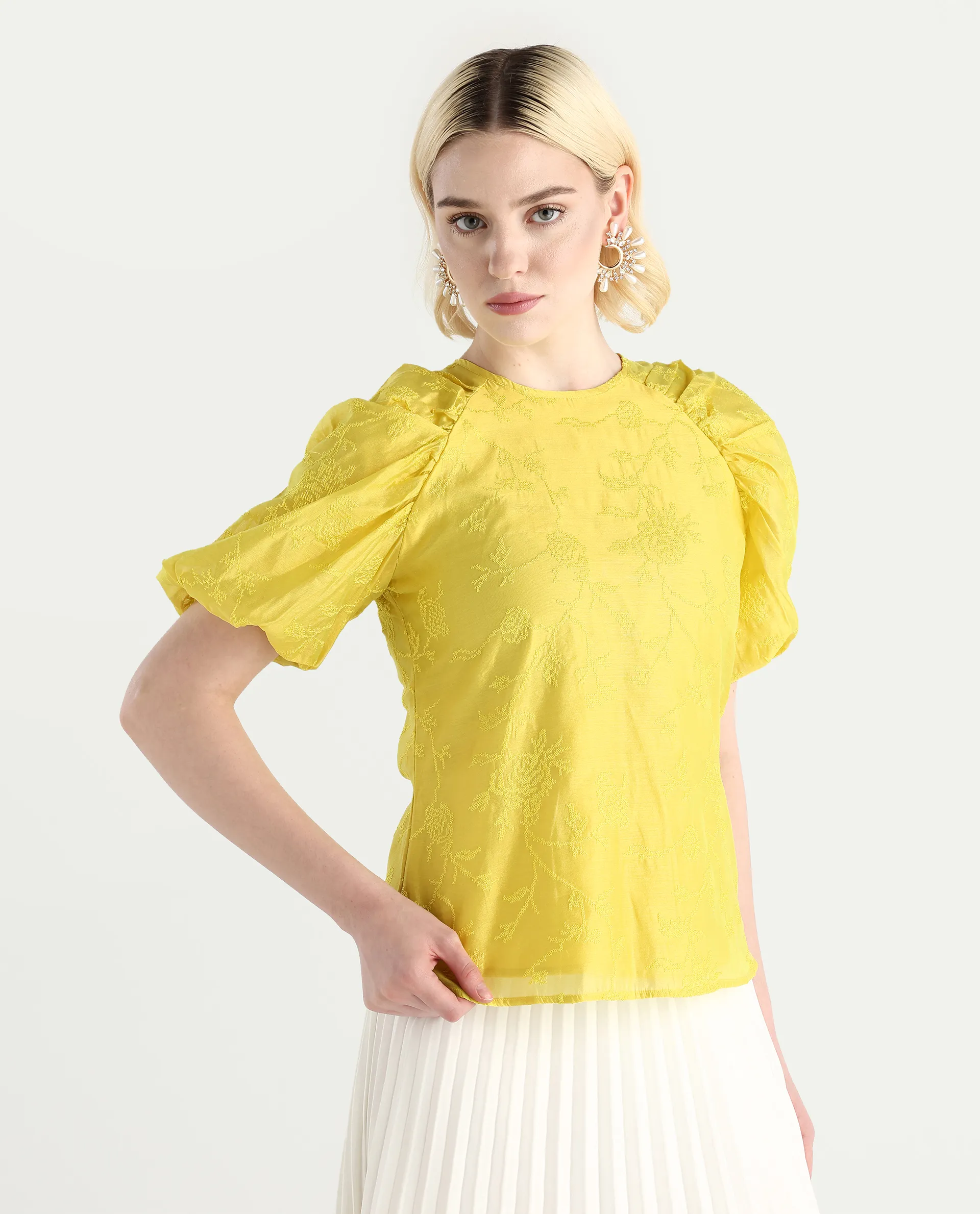 Rareism Women's Prebo Green Viscose Blend Mandarin Collar Plain Balloon Sleeve Regular Fit Top - Image 6