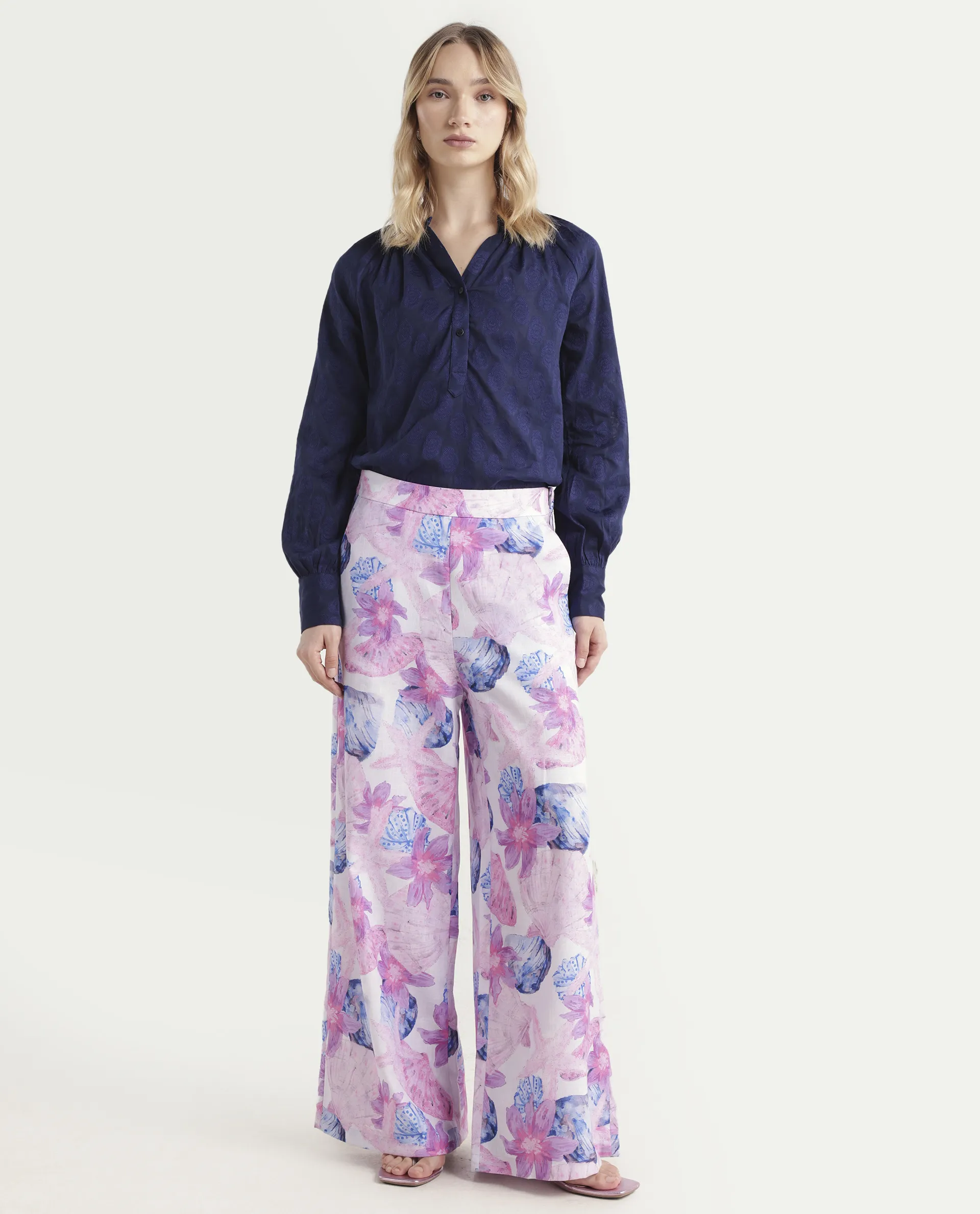 Rareism Women's Predin B Multi Polyester Abstract Print Ankle Length Wide Trouser - Image 2