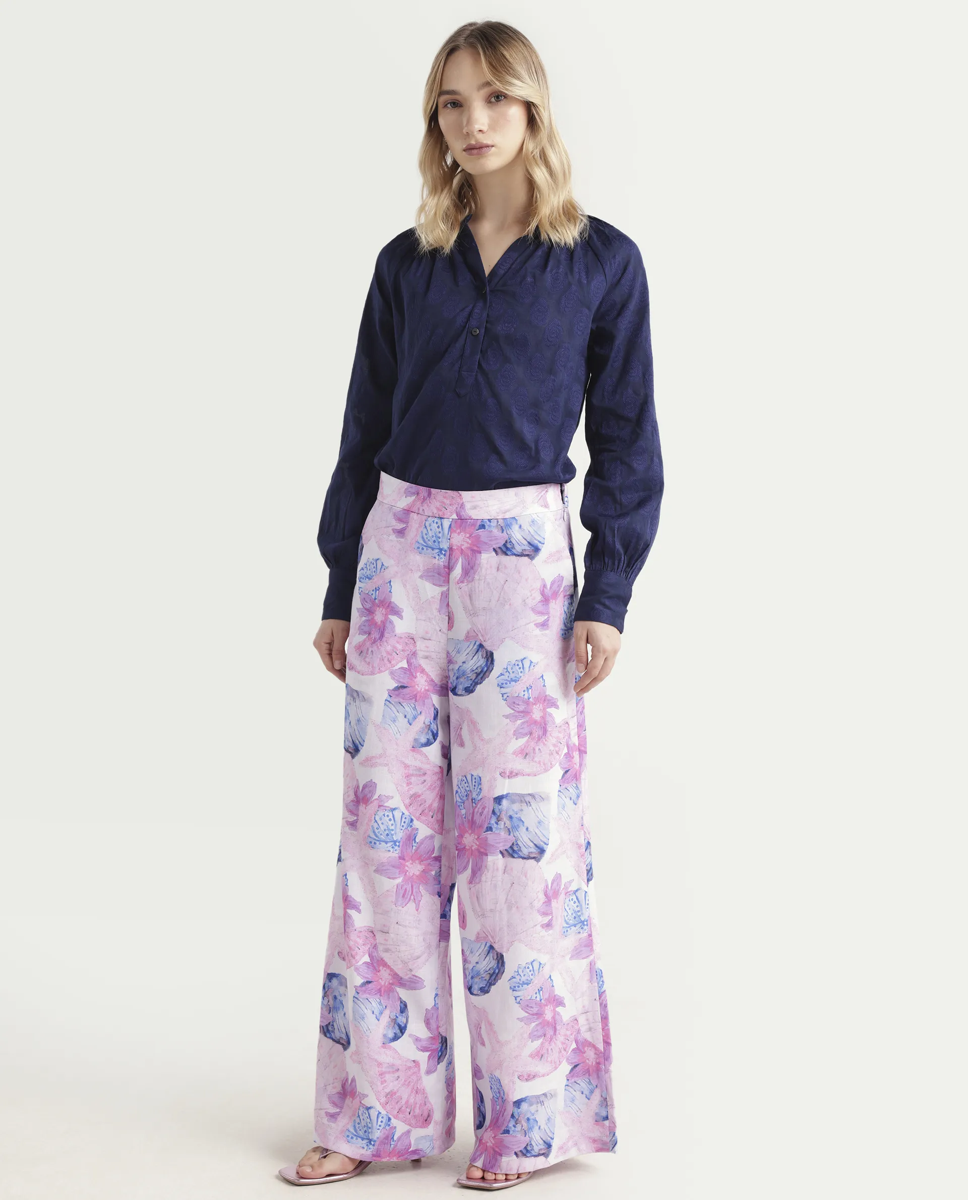 Rareism Women's Predin B Multi Polyester Abstract Print Ankle Length Wide Trouser - Image 5