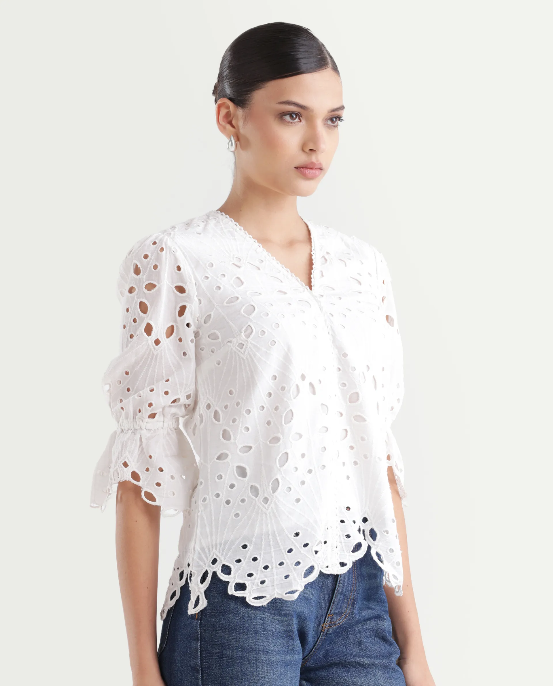 Rareism Women's Prefern White Cotton V-Neck Plain Puff Sleeves Regular Fit Top - Image 5