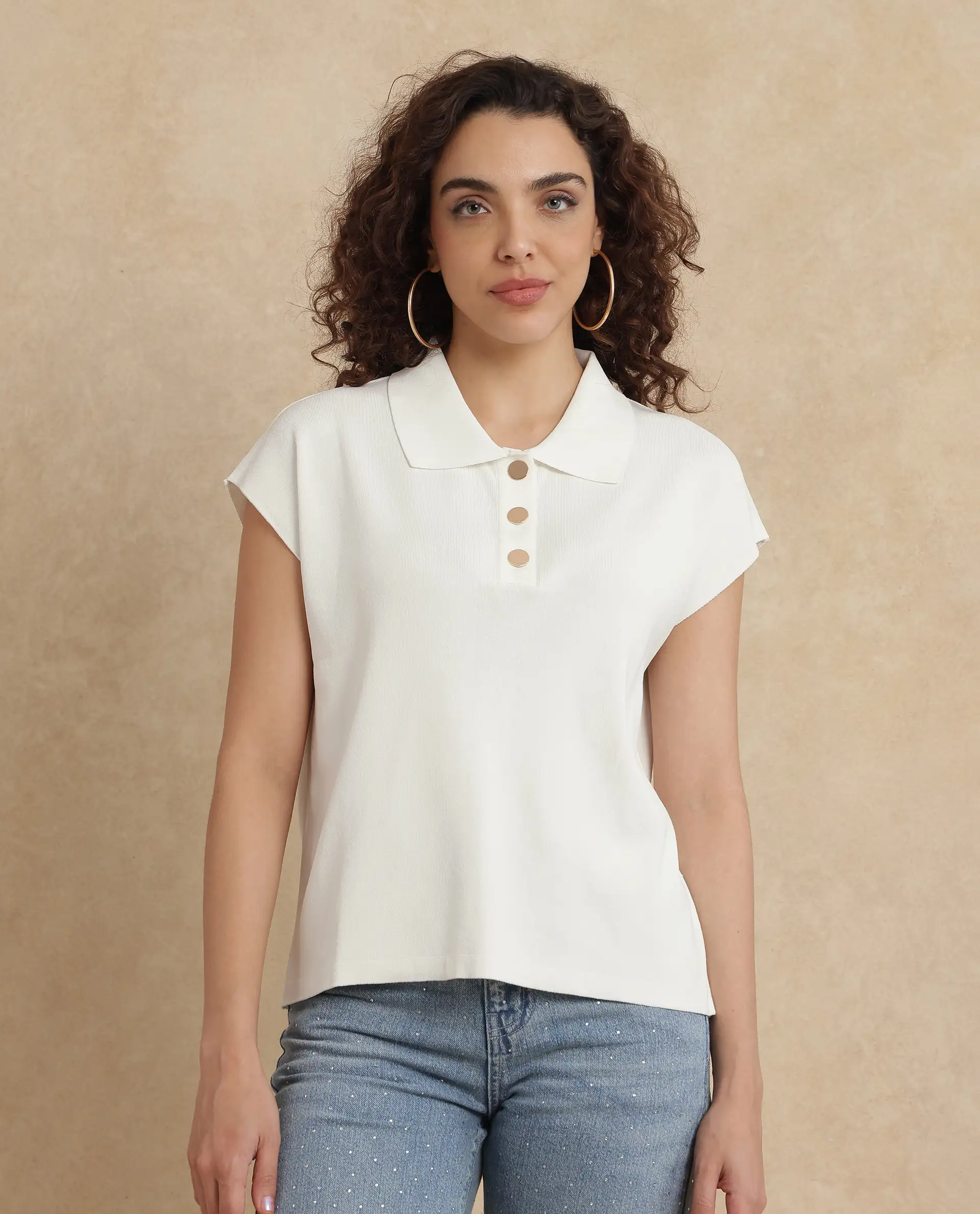Rareism Women's Prepol Off White Viscose Blend Spread Collar Plain Extended Sleeves Crop Boxy Fit Top - Image 4