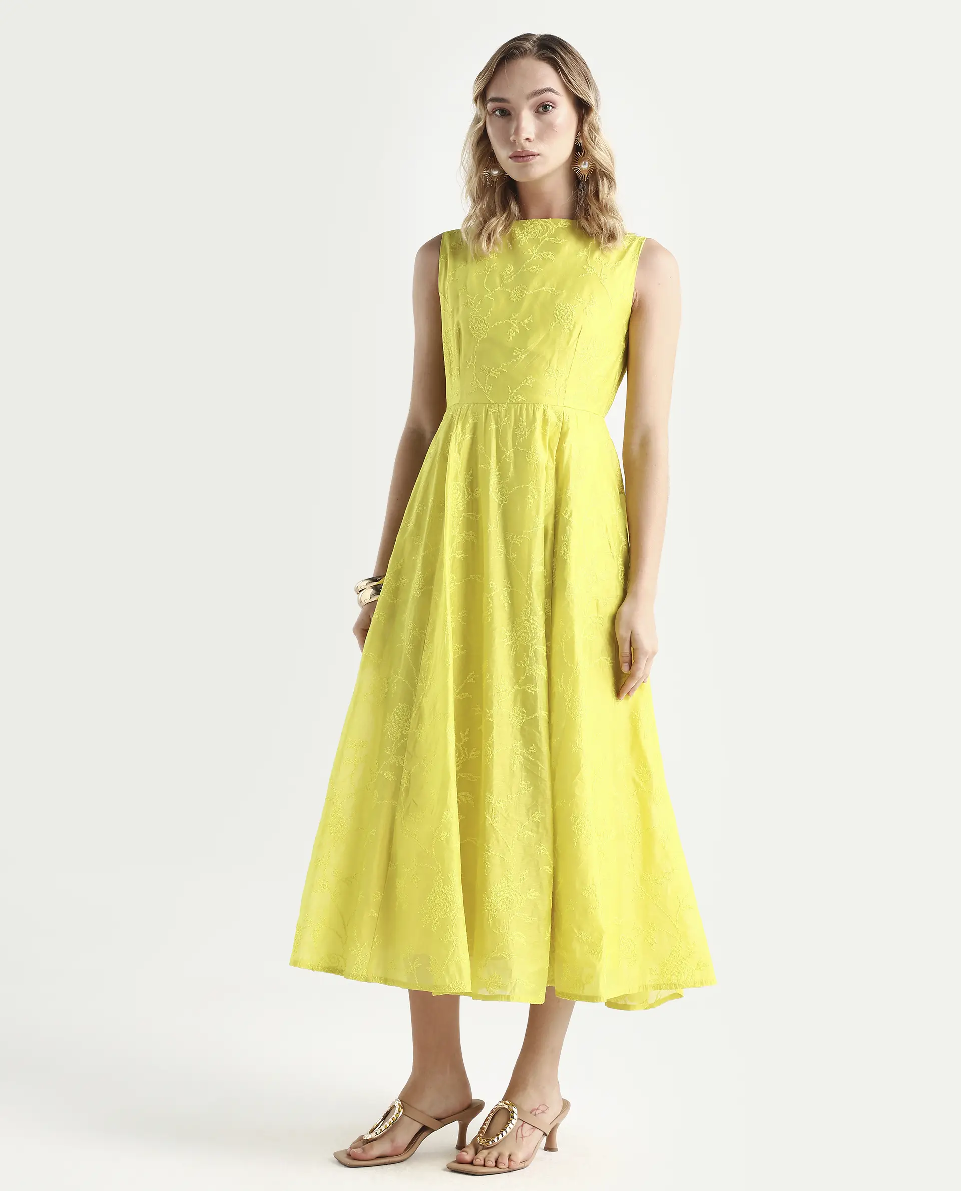 Rareism Women's Prero Green Viscose Blend Boat Neck Plain Sleeveless Midi A-Line Dress - Image 5