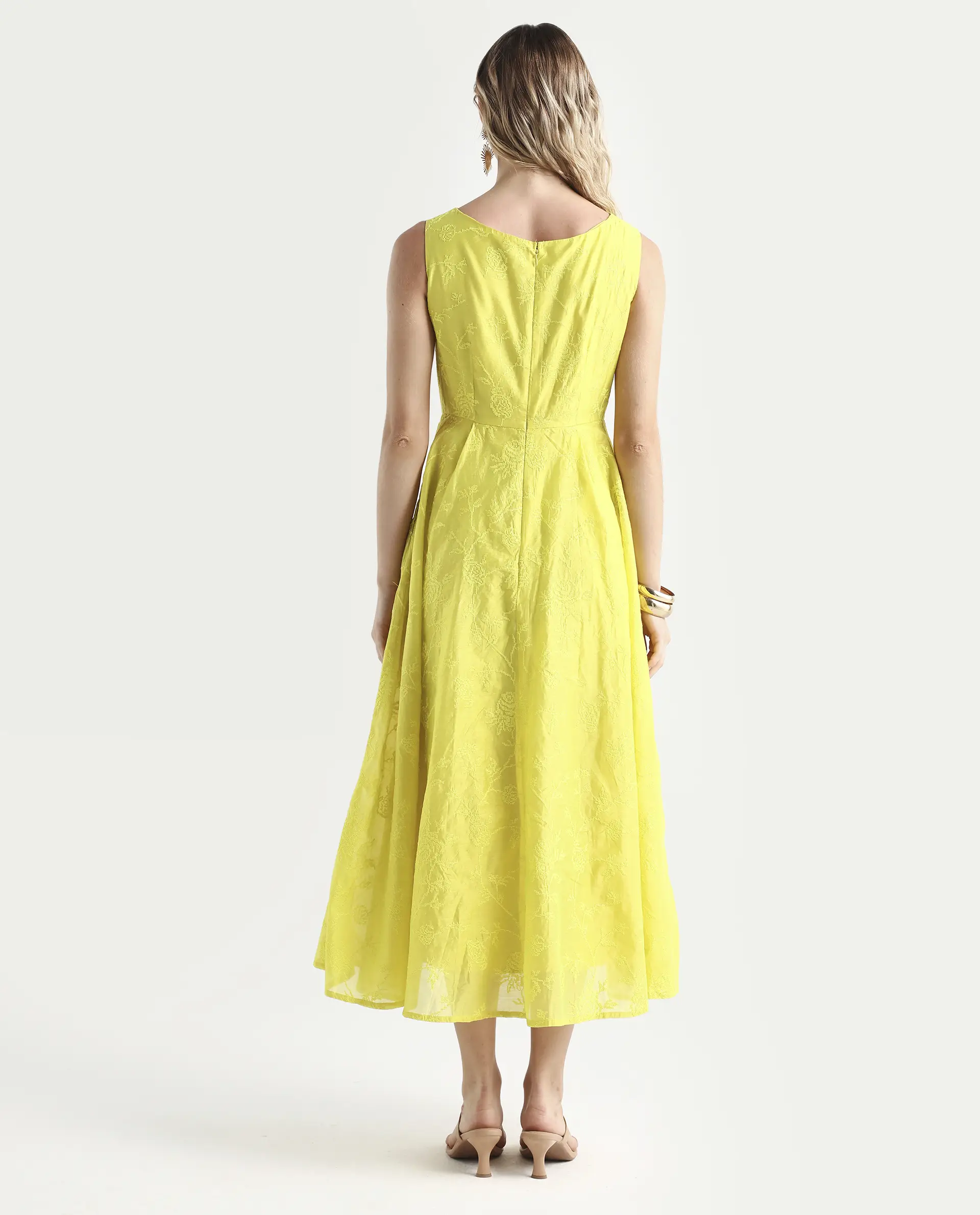Rareism Women's Prero Green Viscose Blend Boat Neck Plain Sleeveless Midi A-Line Dress - Image 7