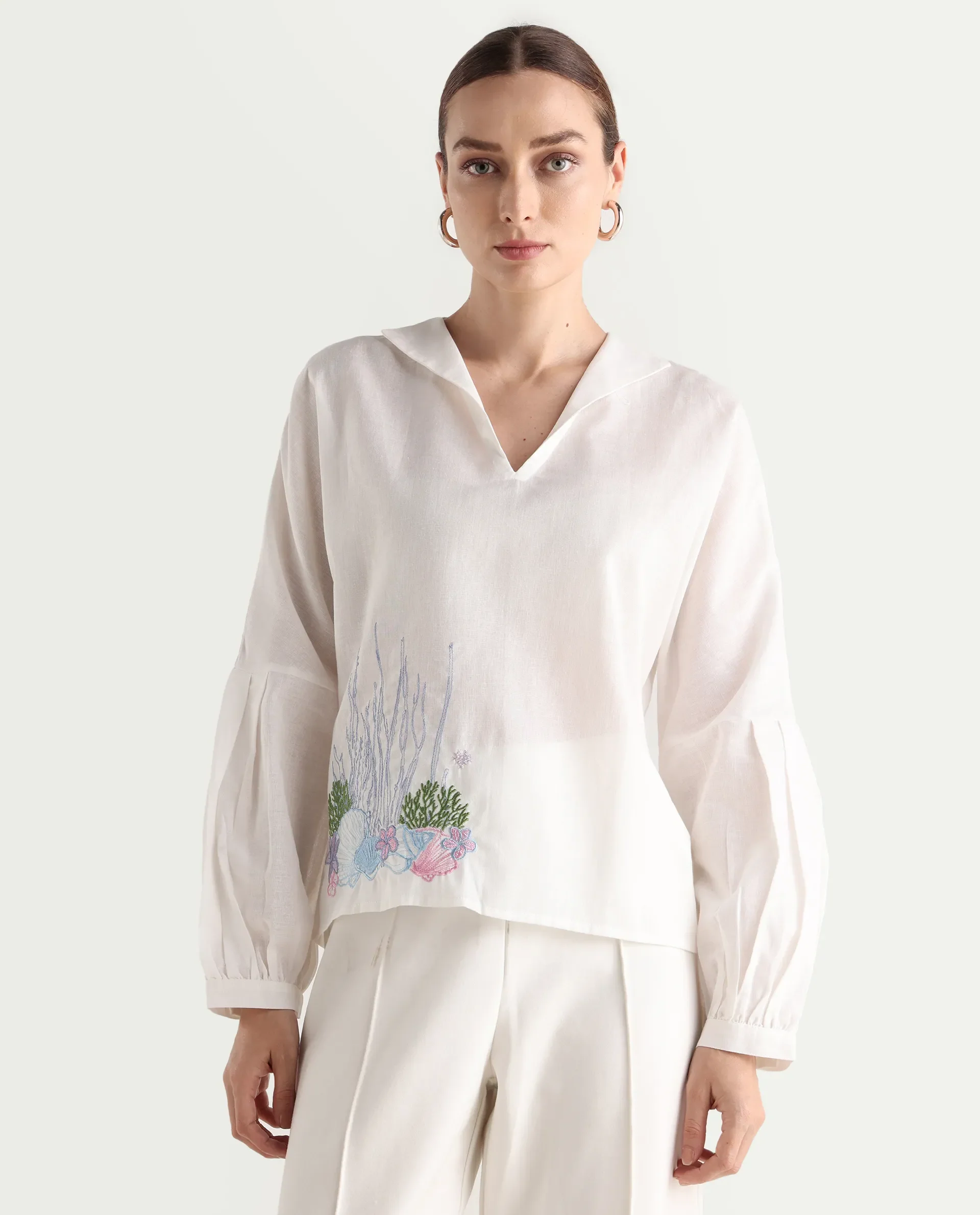 Rareism Women's Present White Cotton Lapel Neck Plain Balloon Sleeve Regular Fit Top - Image 3