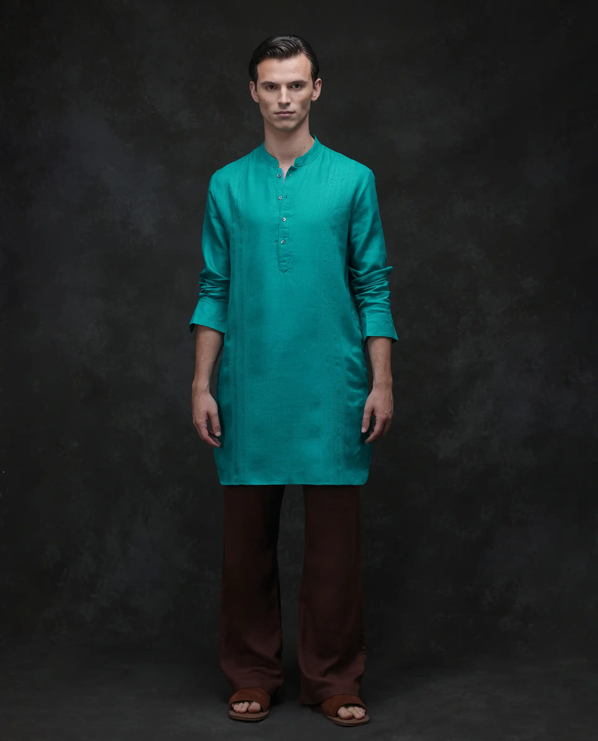 Rare Rabbit Men's President Green 100% Linen Plain Regular Fit Full Sleeve Mandarin Collar Kurta - Image 2