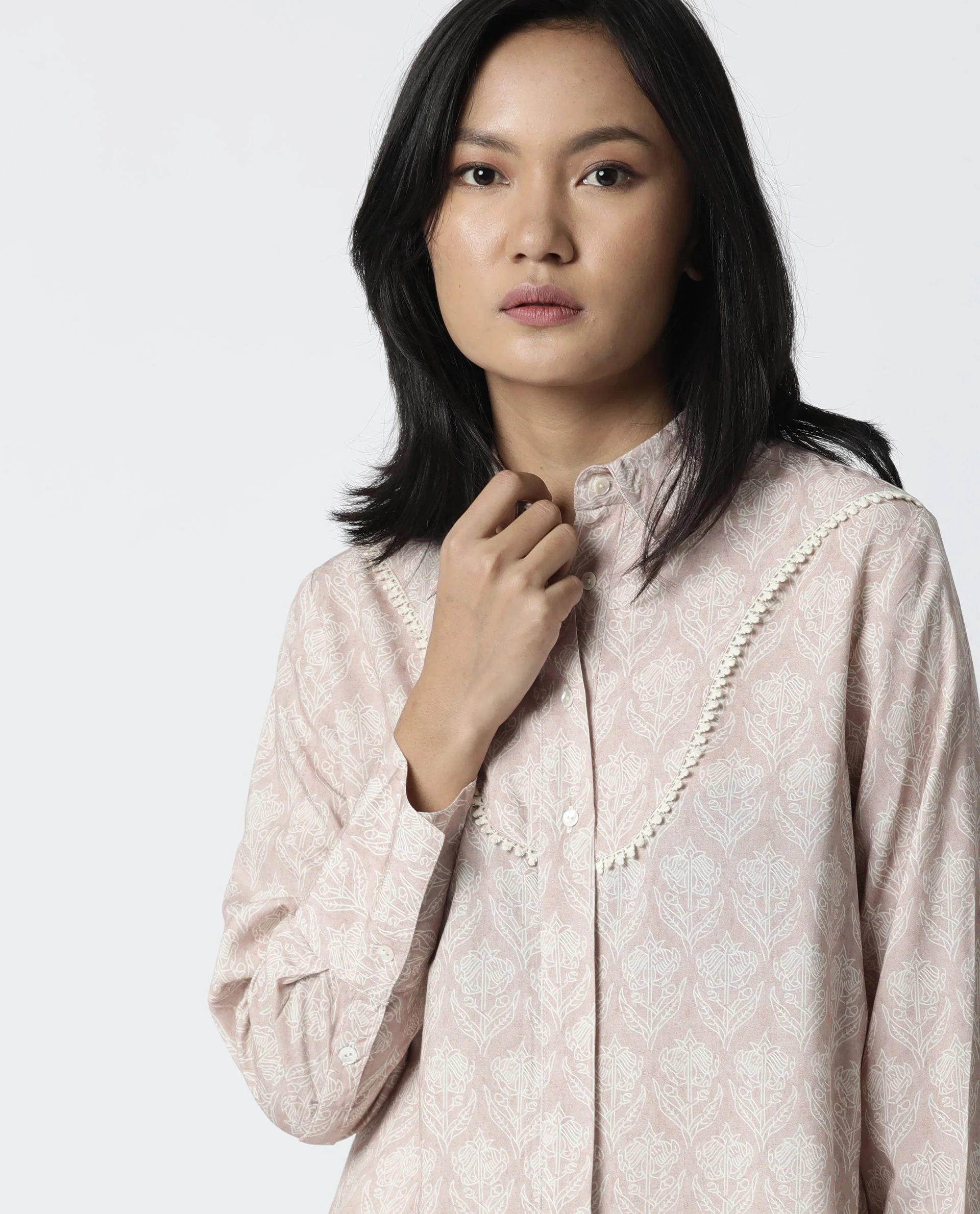 Rareism Women Pretty Pink Top Full Sleeves Printed - Image 3