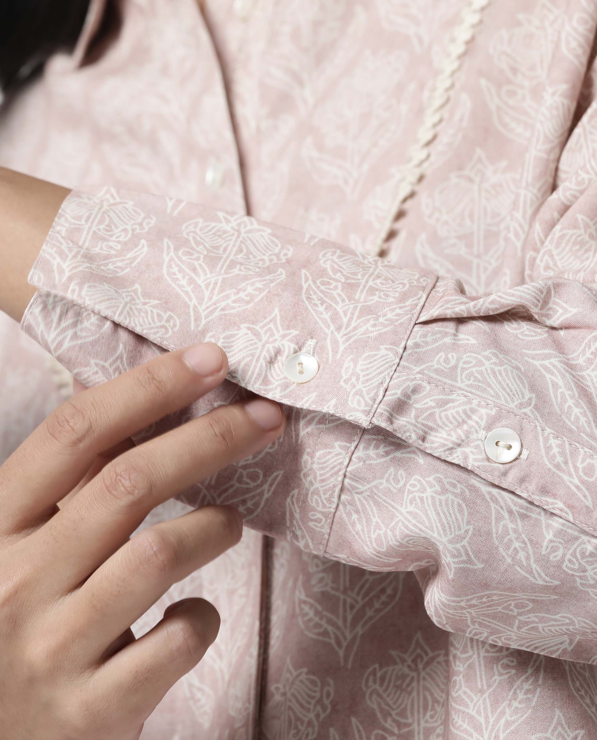 Rareism Women Pretty Pink Top Full Sleeves Printed - Image 9