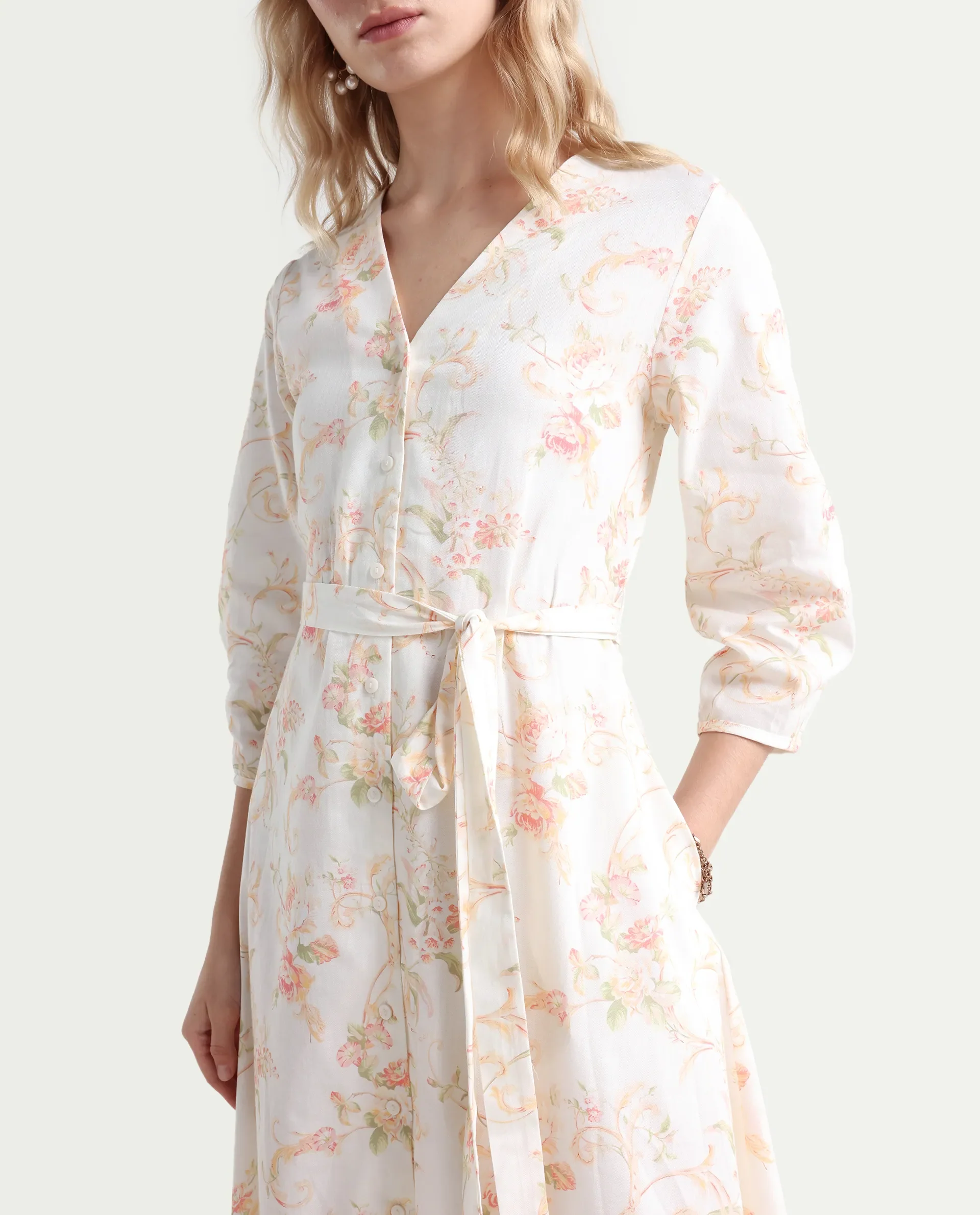 Rareism Women's Preu White Cotton V-Neck Floral Print Balloon Sleeve Midi Straight Fit Dress - Image 4