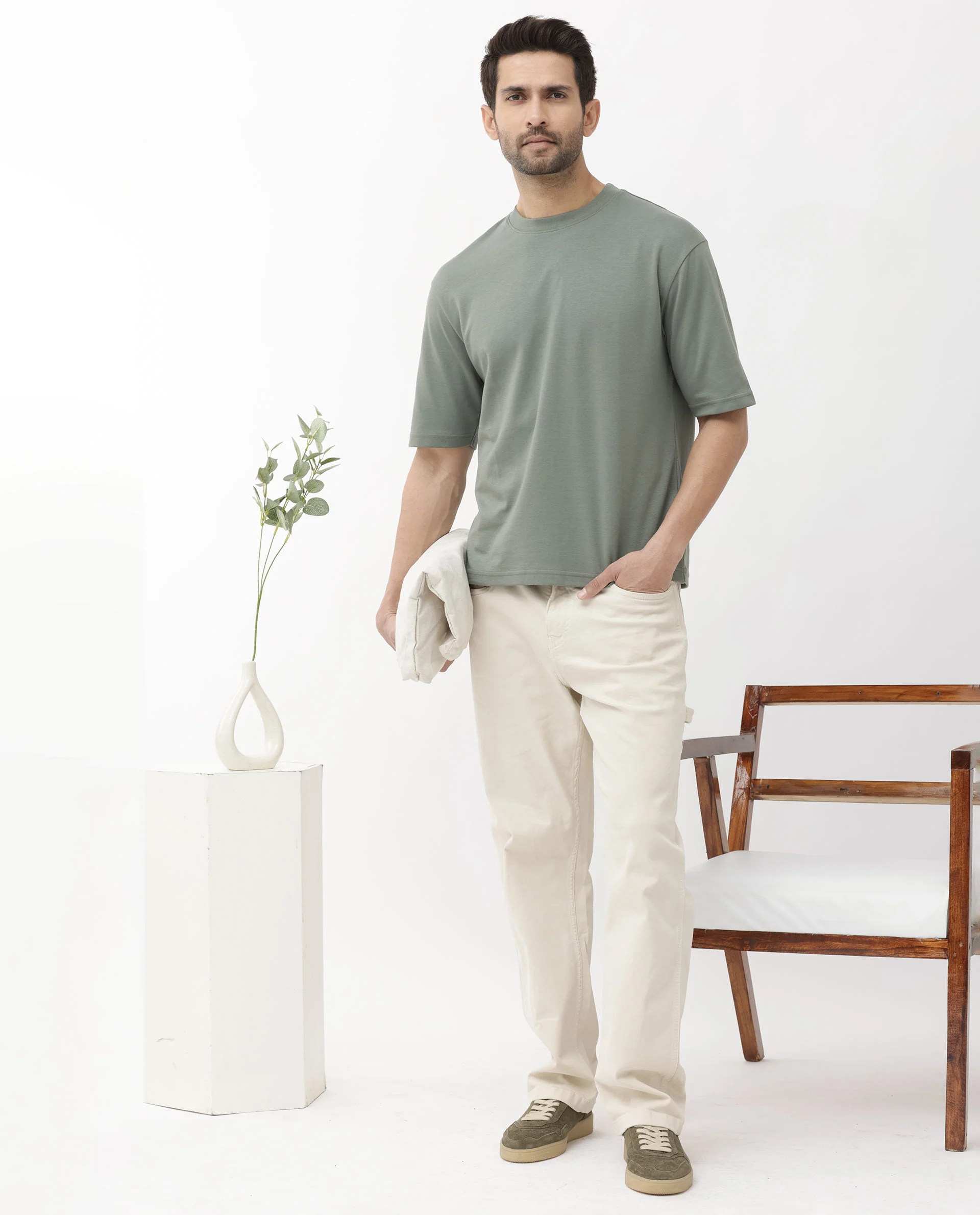 Rare Rabbit Men's Qlo Dusky Olive Cotton Blend Plain Oversized Fit Half Sleeve Crew Neck T-Shirt - Image 10