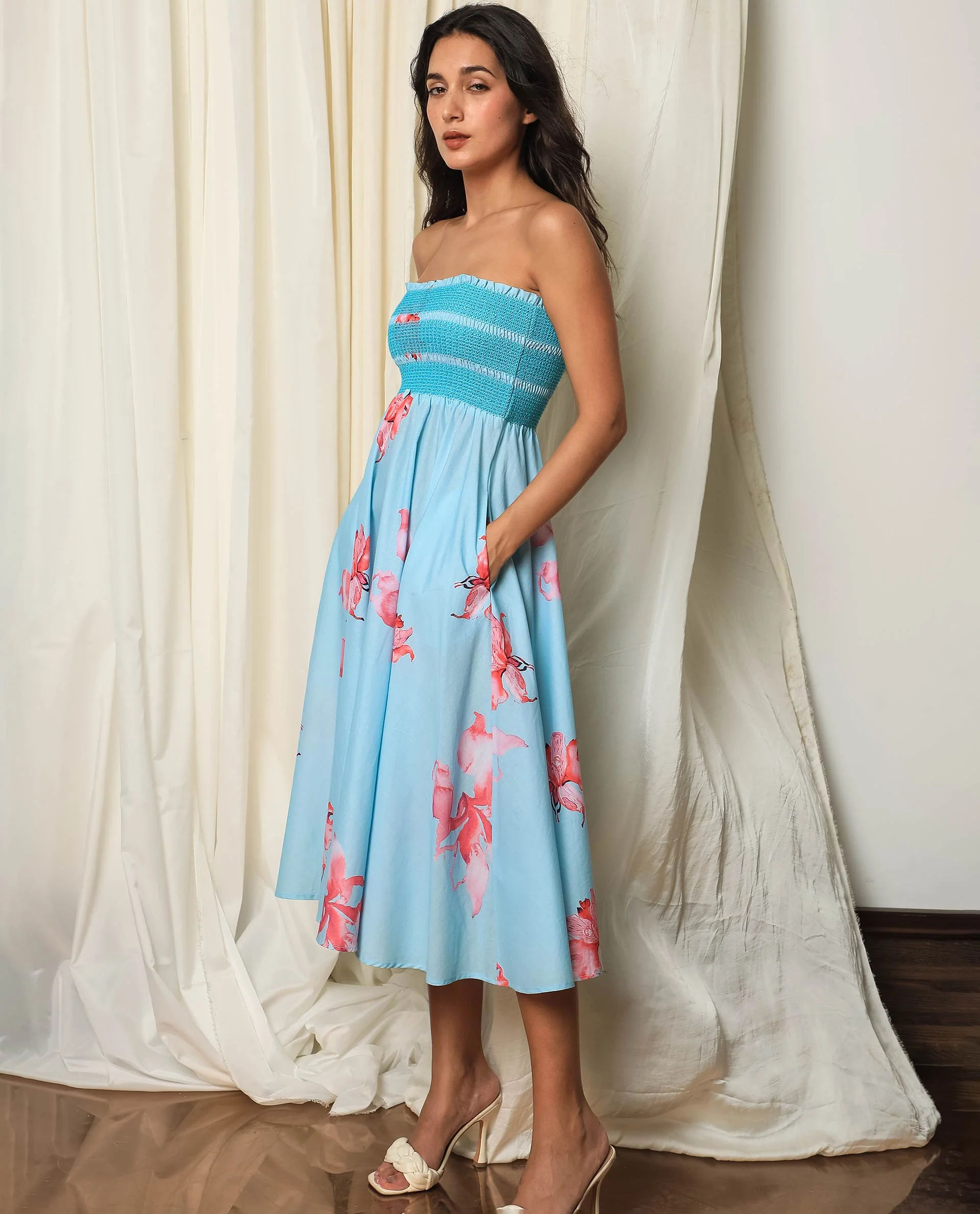 Rareism Women's Quinzo Blue Cotton Tube Neck Floral Print Sleeveless Knee Length Regular Fit Dress - Image 6
