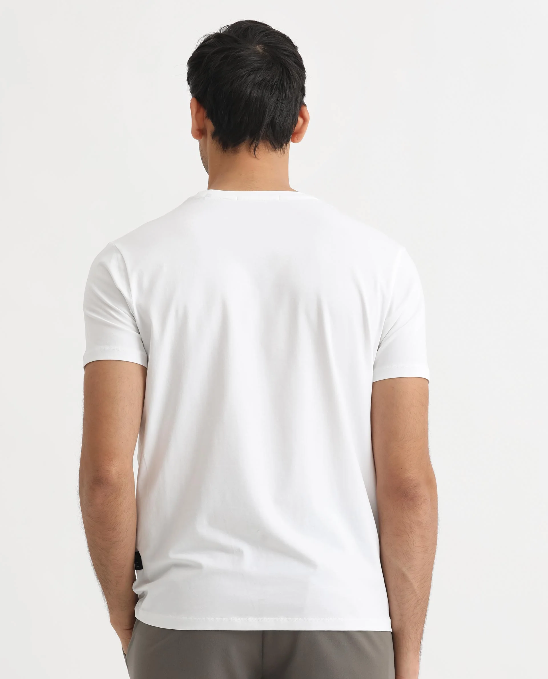 Rare Rabbit Men's Radd White Cotton Graphic Print Regular Fit Half Sleeve Crew Neck T-Shirt - Image 7