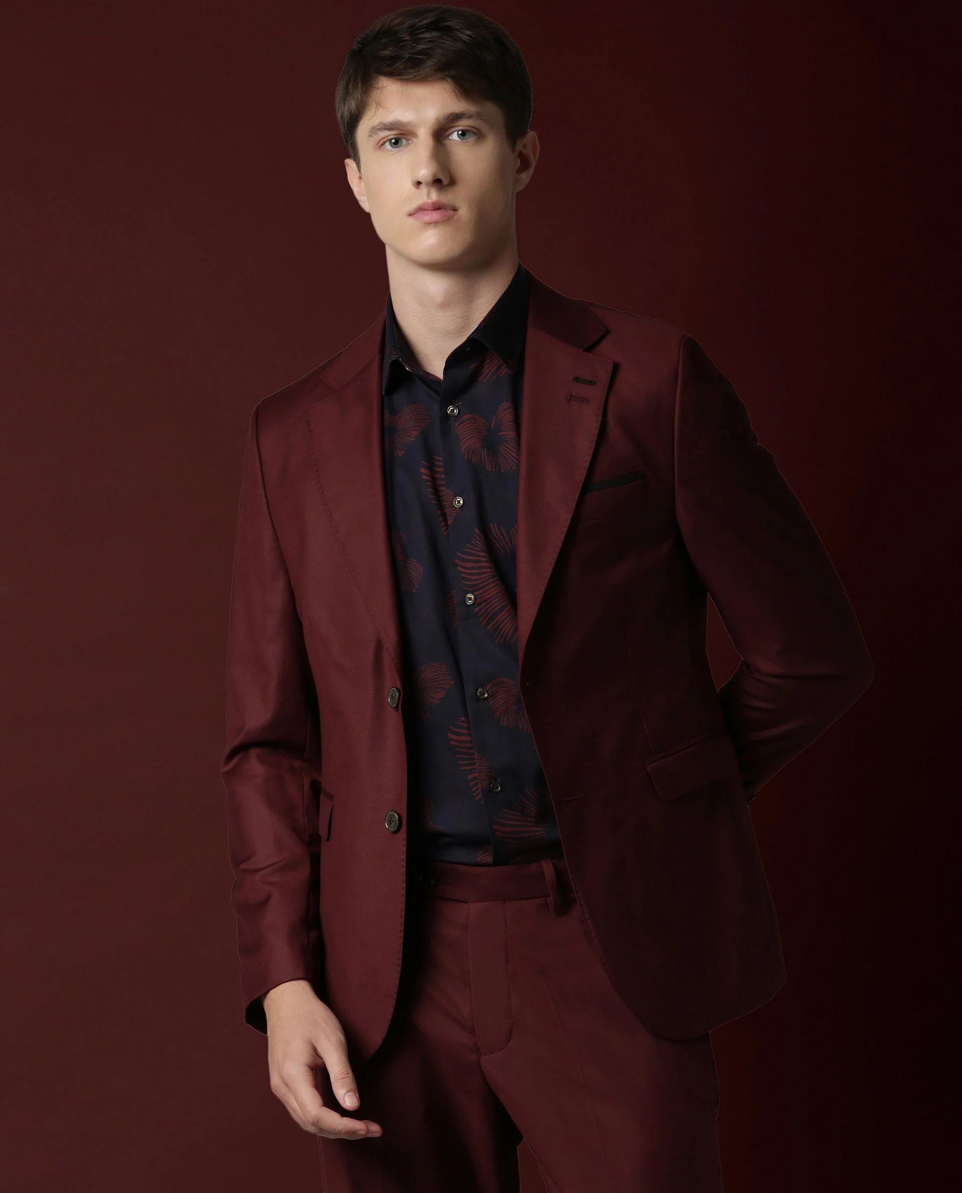 Rare Rabbit Men's Radiant Maroon Polyester Tailored Fit Full Sleeve Lapel Neck Blazer