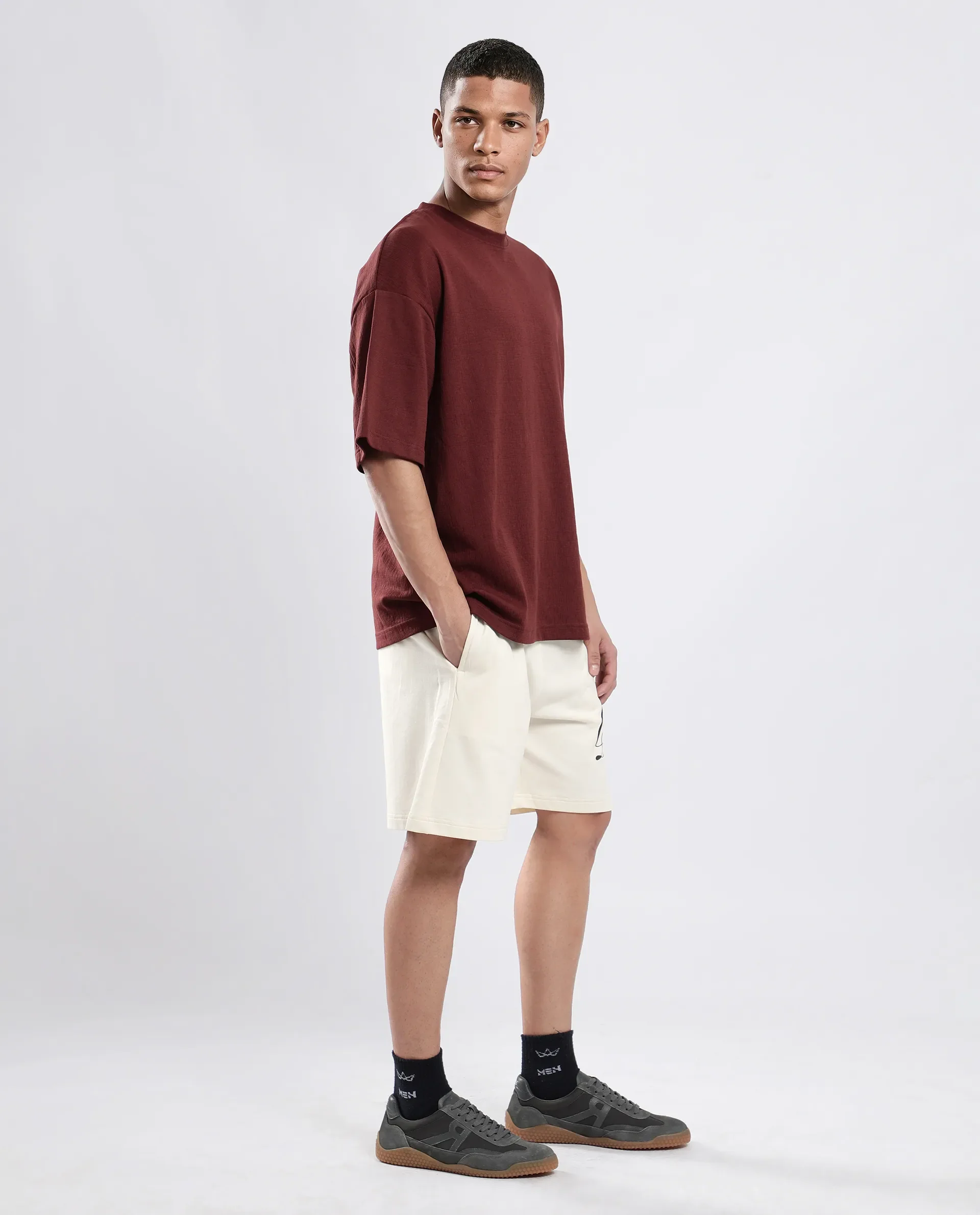 Rare Rabbit Men's Ranot Off White Cotton Graphic Print Oversized Fit Shorts - Image 3