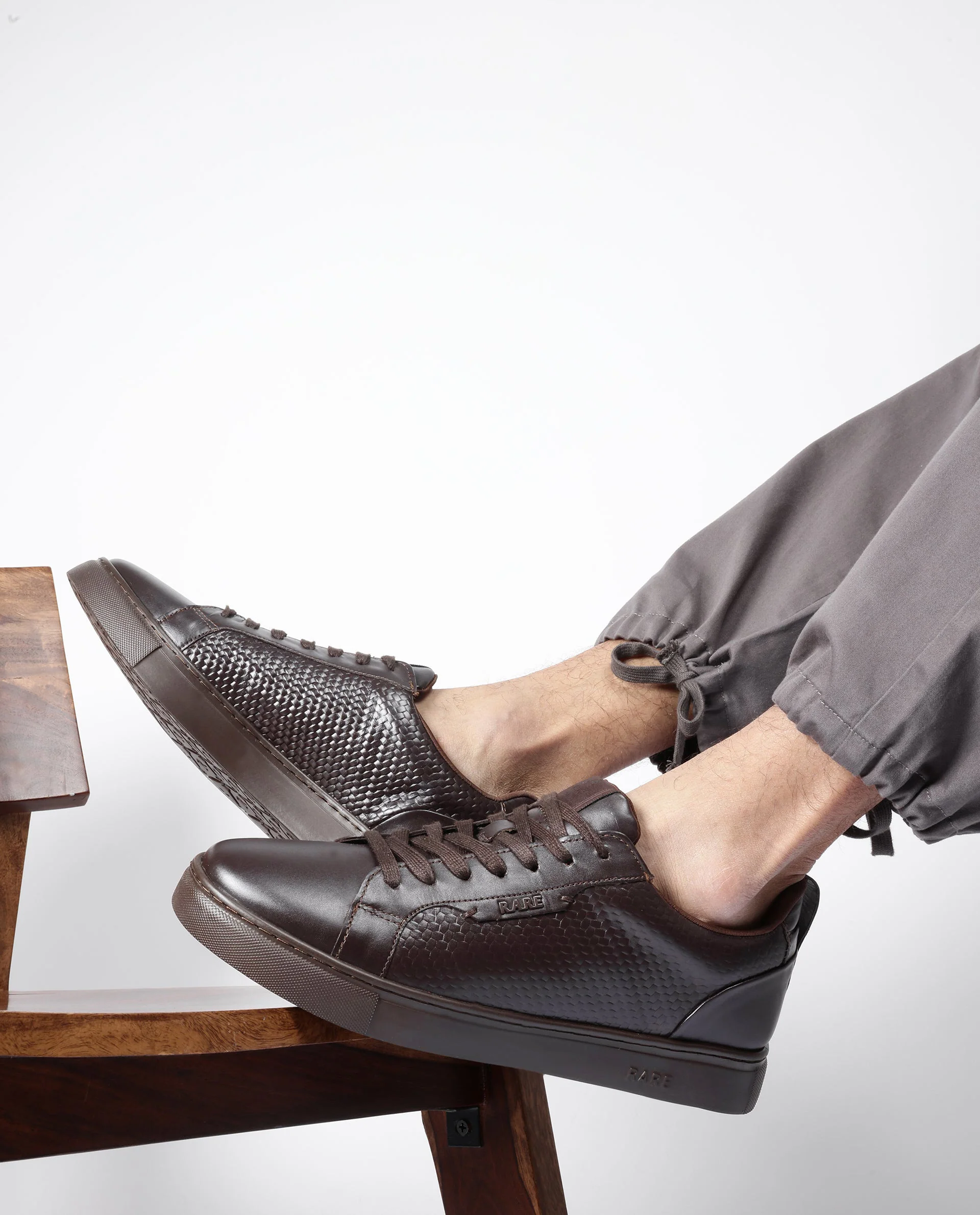 Rare Rabbit Mens Rapso Brown Round Toe Low-Top Embossed Lace-Up Sneaker Shoes - Image 8