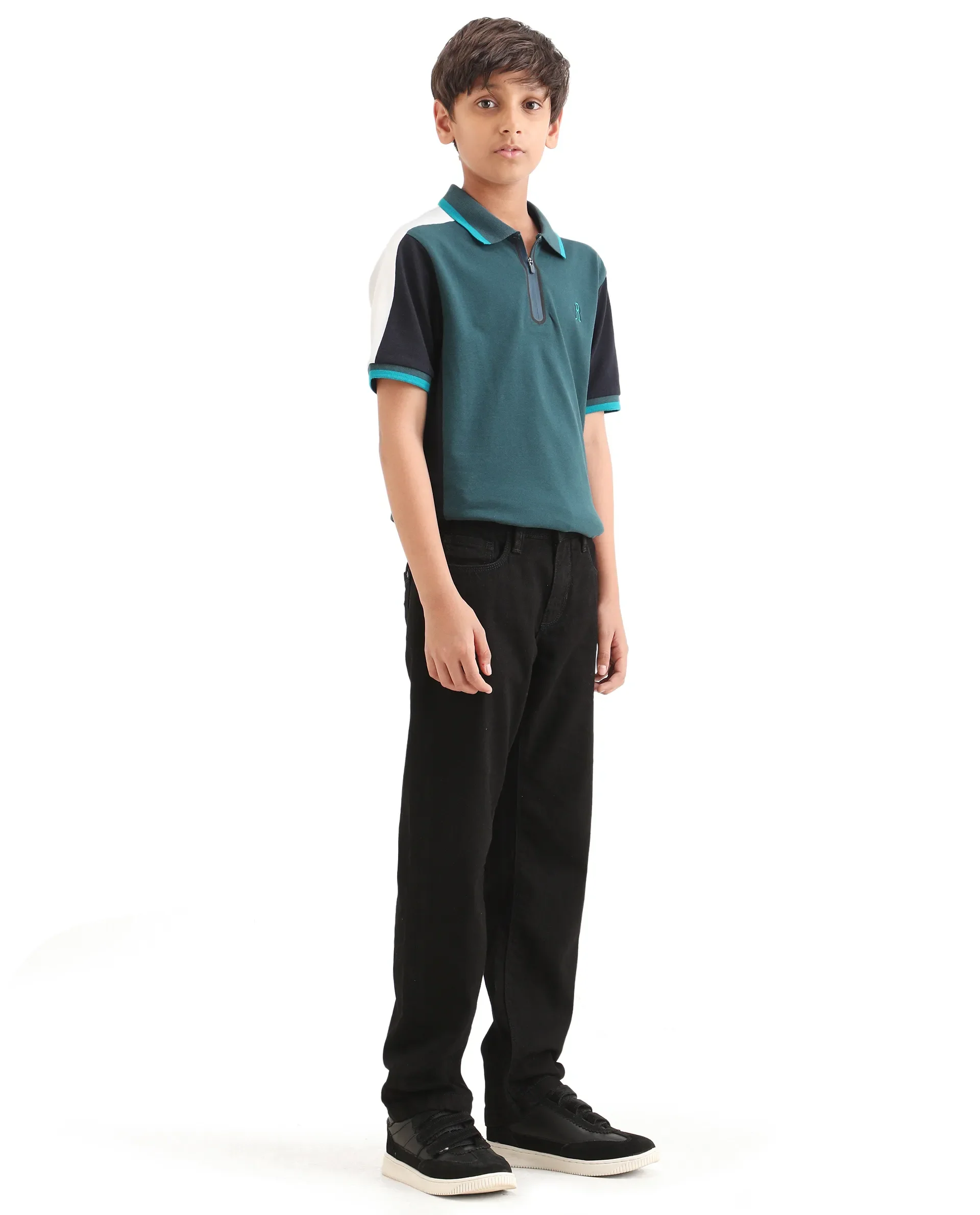 Rare Ones Kids Resto Black Cotton Blend Button And Zipper Closure Plain Regular Fit Jeans - Image 7