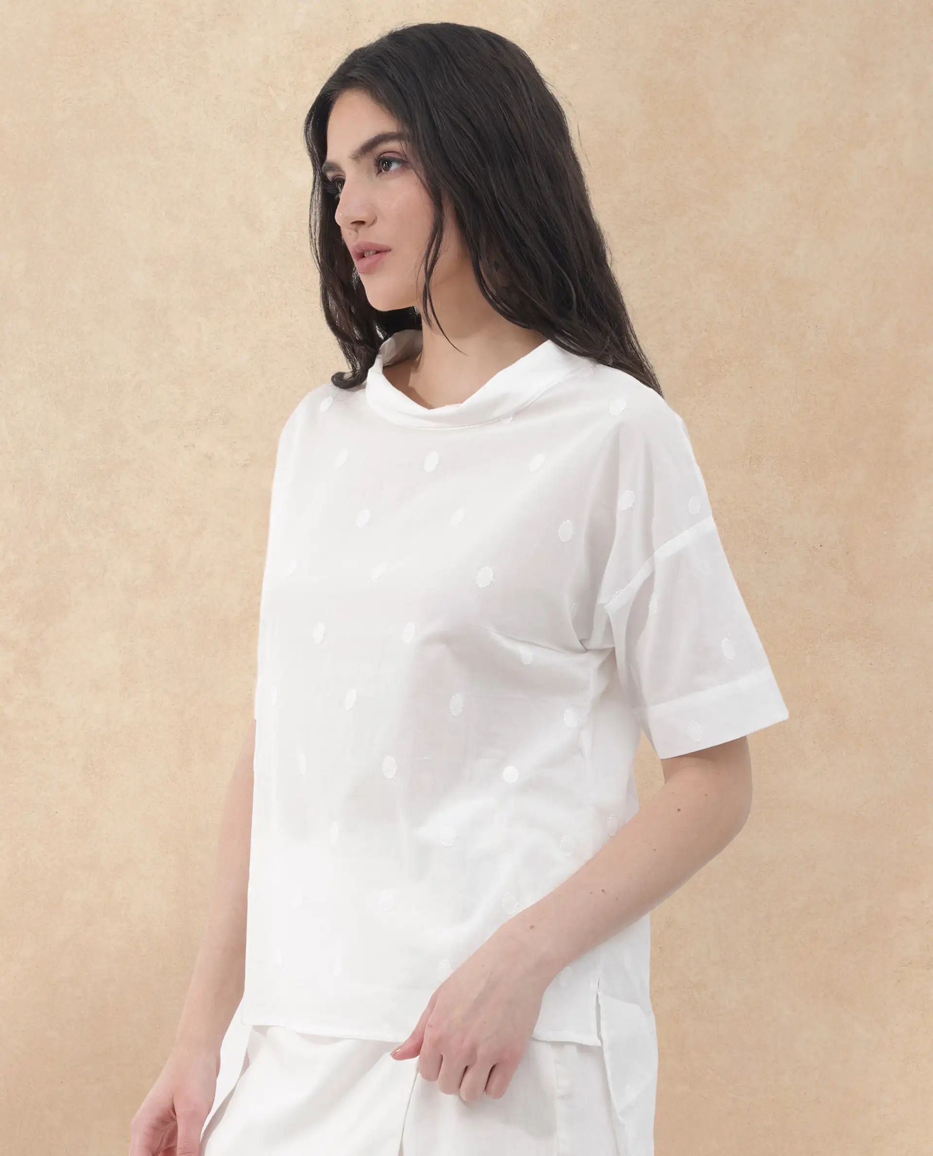 Rareism Women's Raviolt White Cotton Spread Collar Plain Regular Fit Top - Image 4