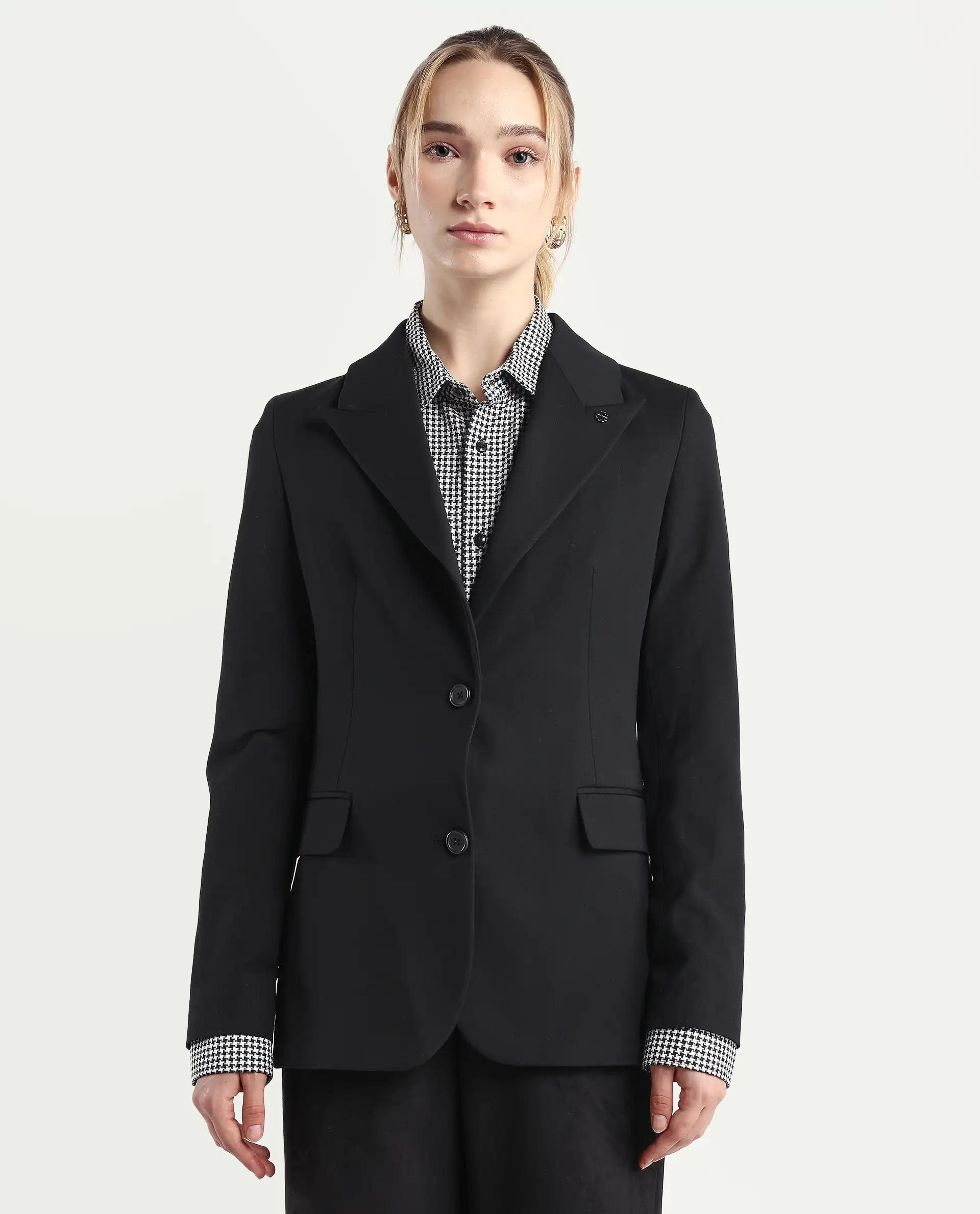 Rareism Women's Reca Black Polyester Blend Full Sleeve Lapel Collar Plain Blazer - Image 3