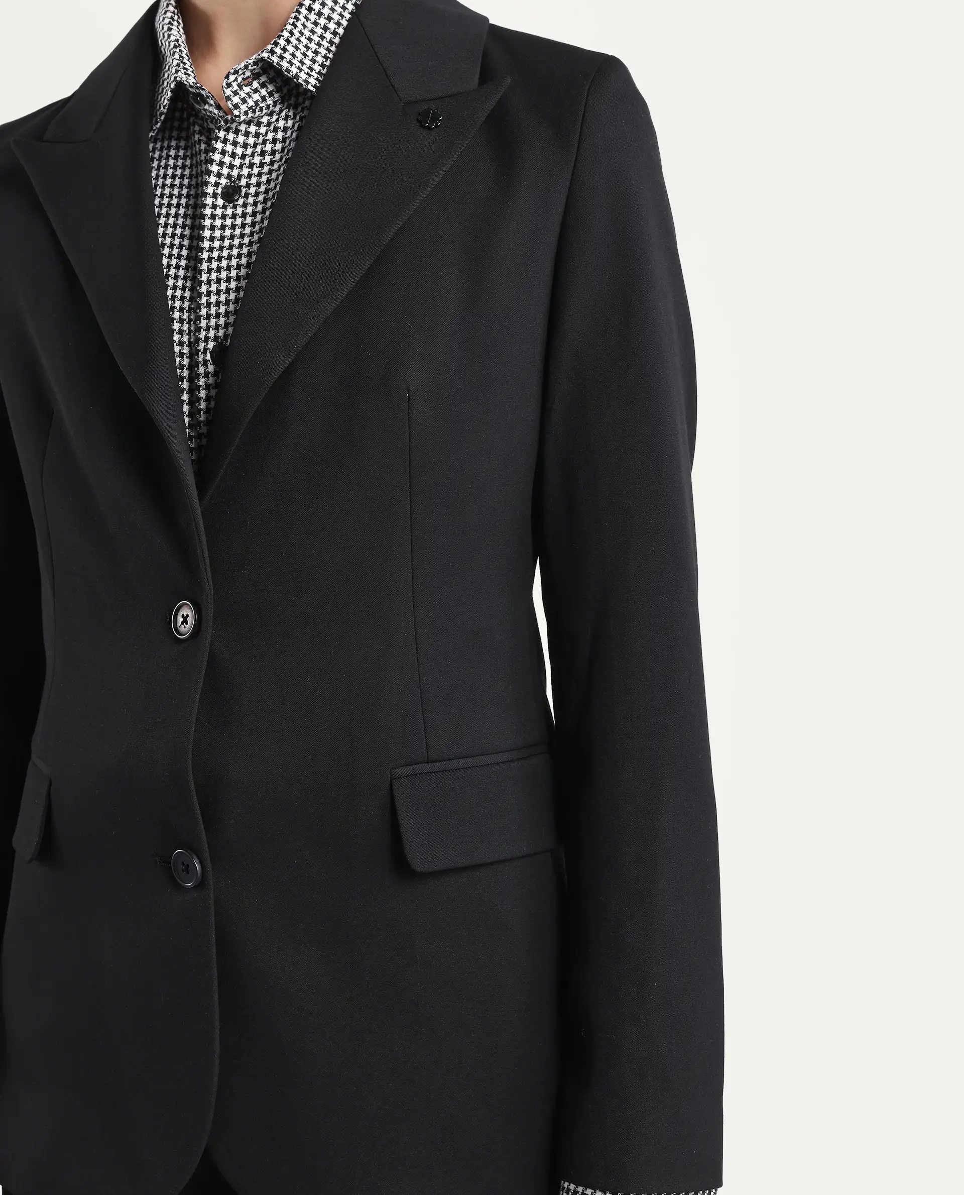 Rareism Women's Reca Black Polyester Blend Full Sleeve Lapel Collar Plain Blazer - Image 4
