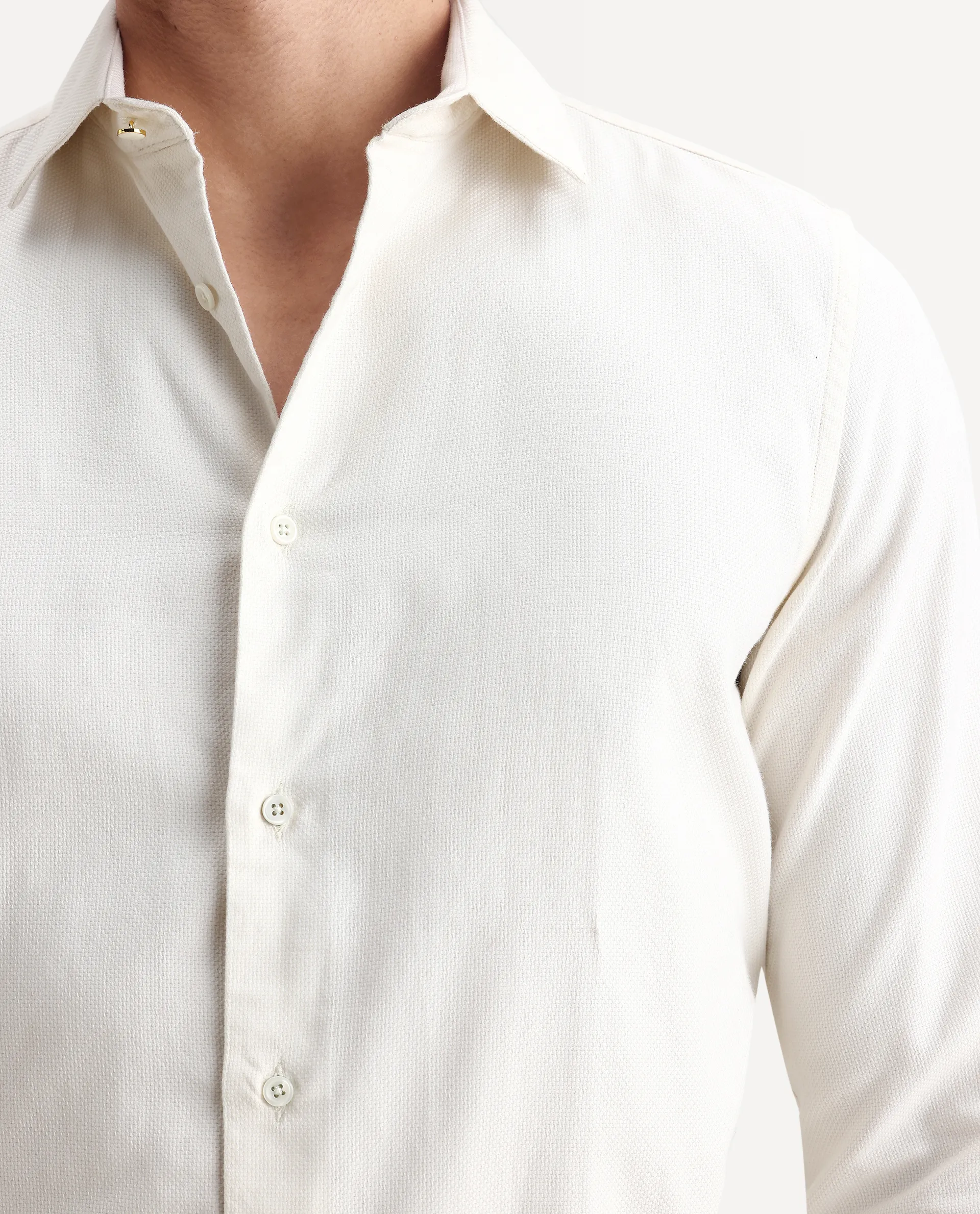 Rare Rabbit Men's Renil Off White Cotton Plain Regular Fit Full Sleeve Collared Shirt - Image 3