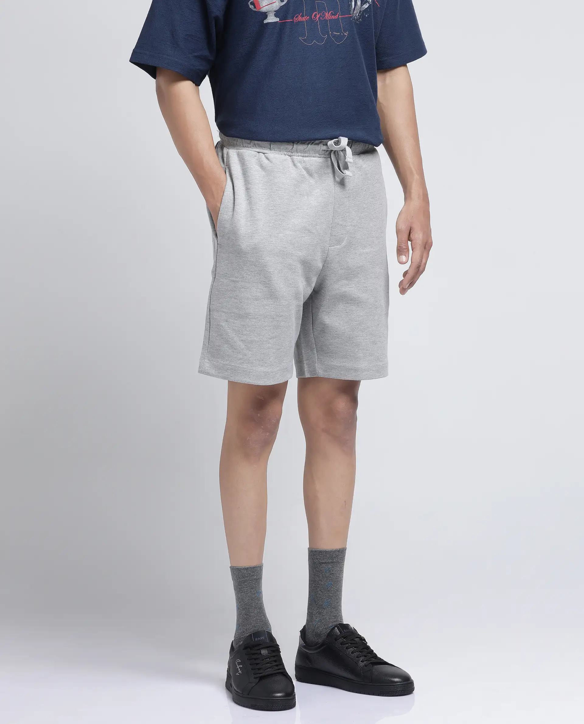 Rare Rabbit Men's Rexon Grey Cotton Blend Plain Relaxed Fit Shorts - Image 5