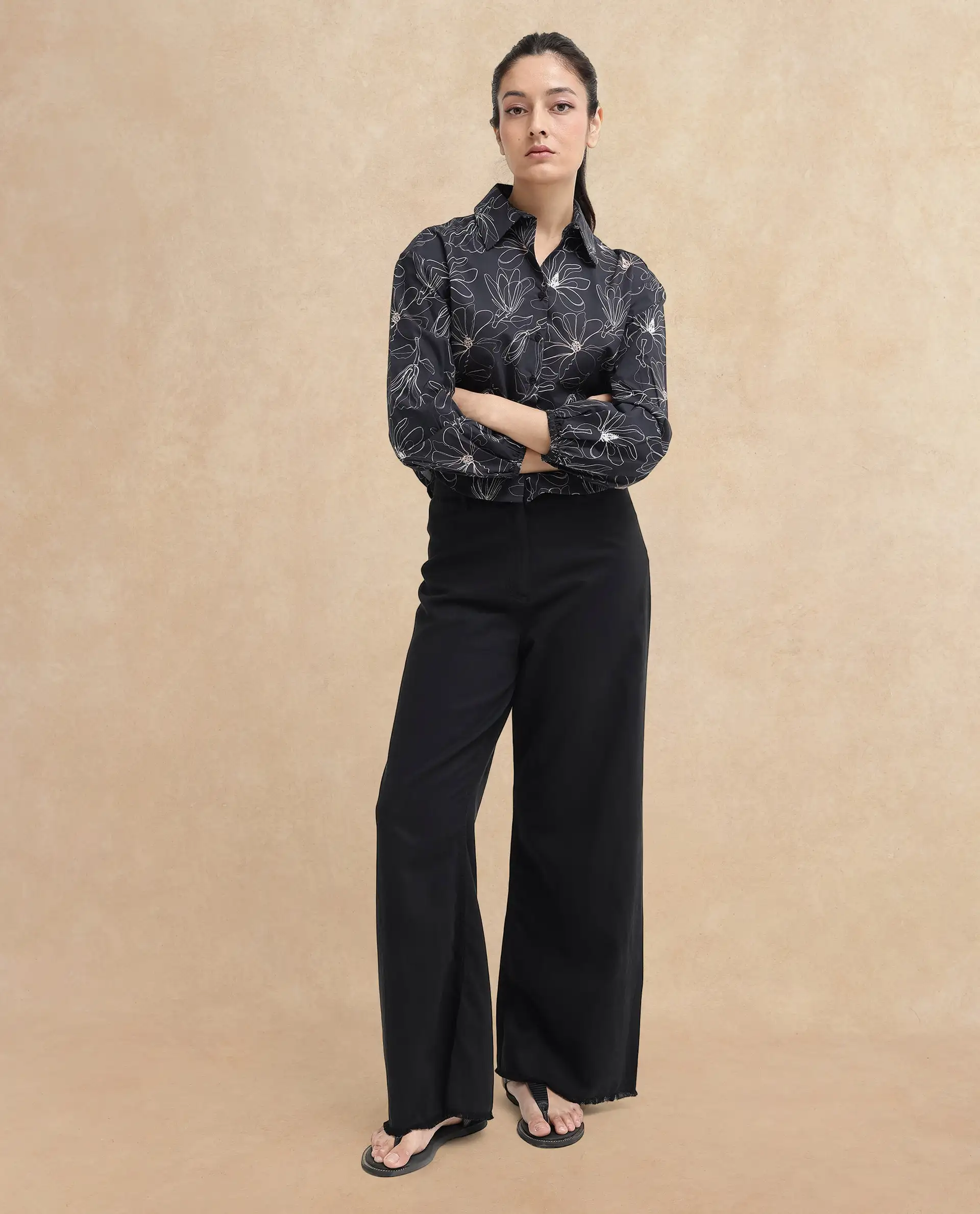 Rareism Women's Reynosa Black Cotton Johnny Collar Floral Print Bishop Sleeve Crop Regular Fit Top - Image 5