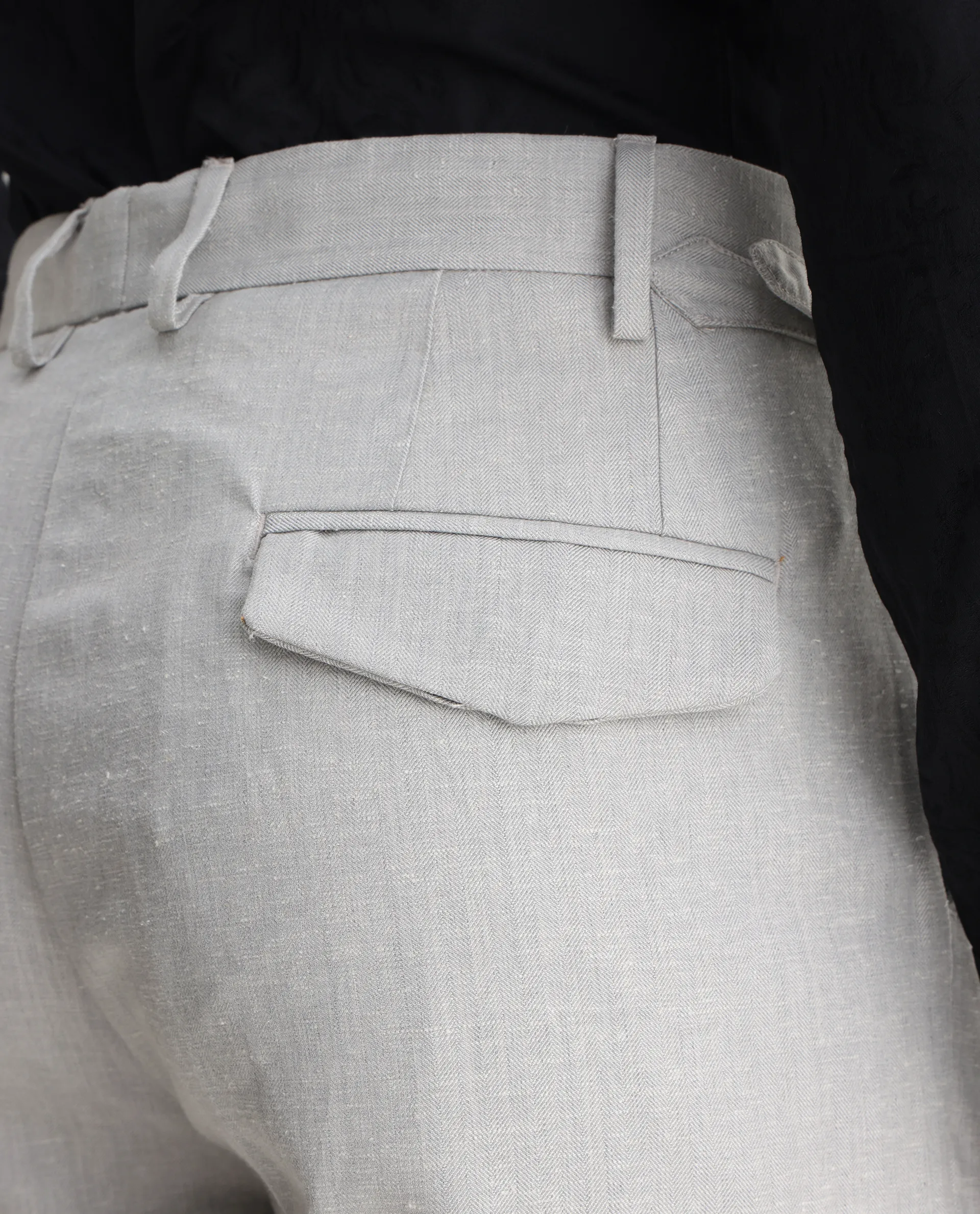 Rare Rabbit Men's Rhesa Grey Linen Blend Plain Relaxed Fit Trouser - Image 7