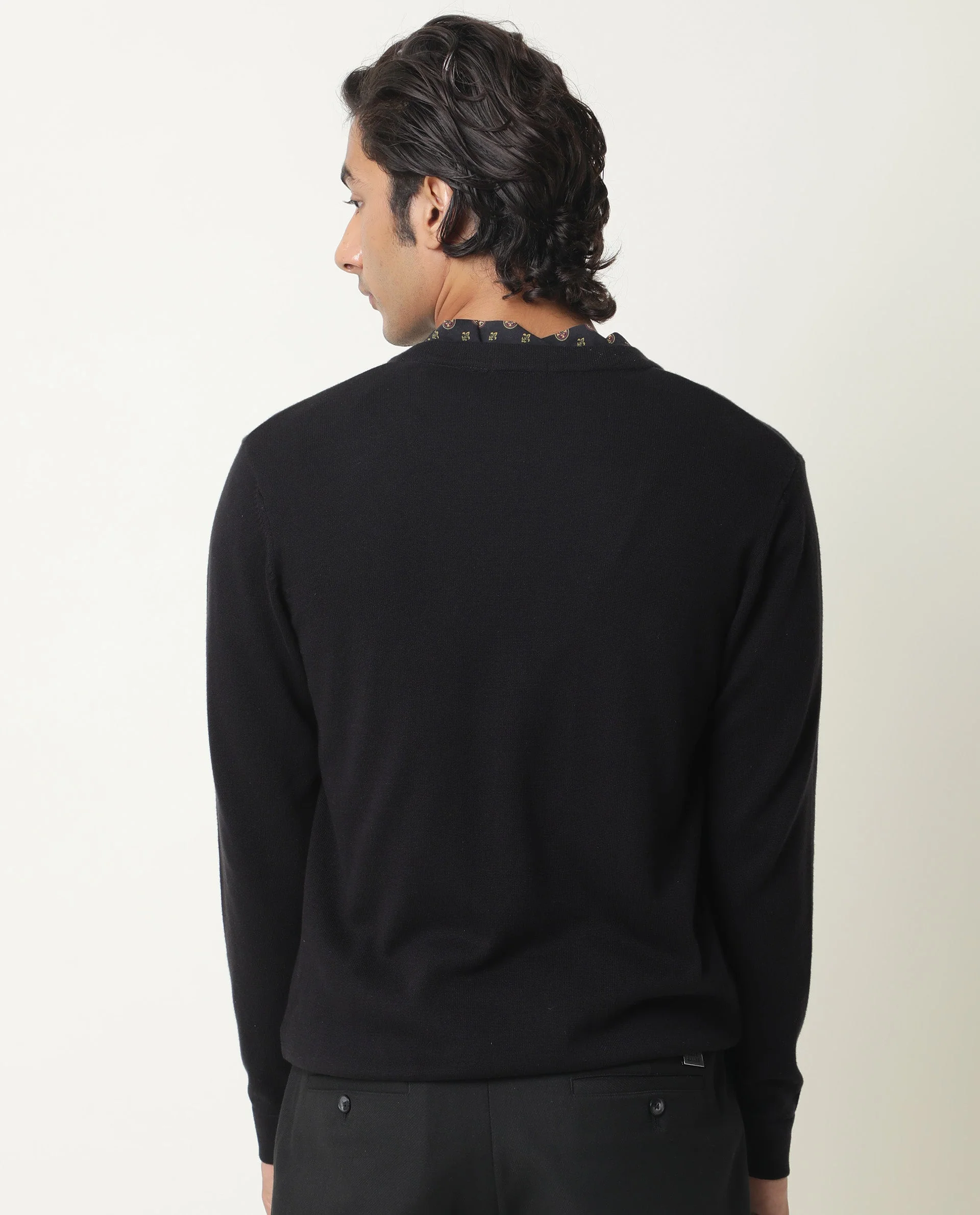 Rare Rabbit Men's Richer Black Cotton Plain Relaxed Fit Full Sleeve V-Neck Sweater - Image 6